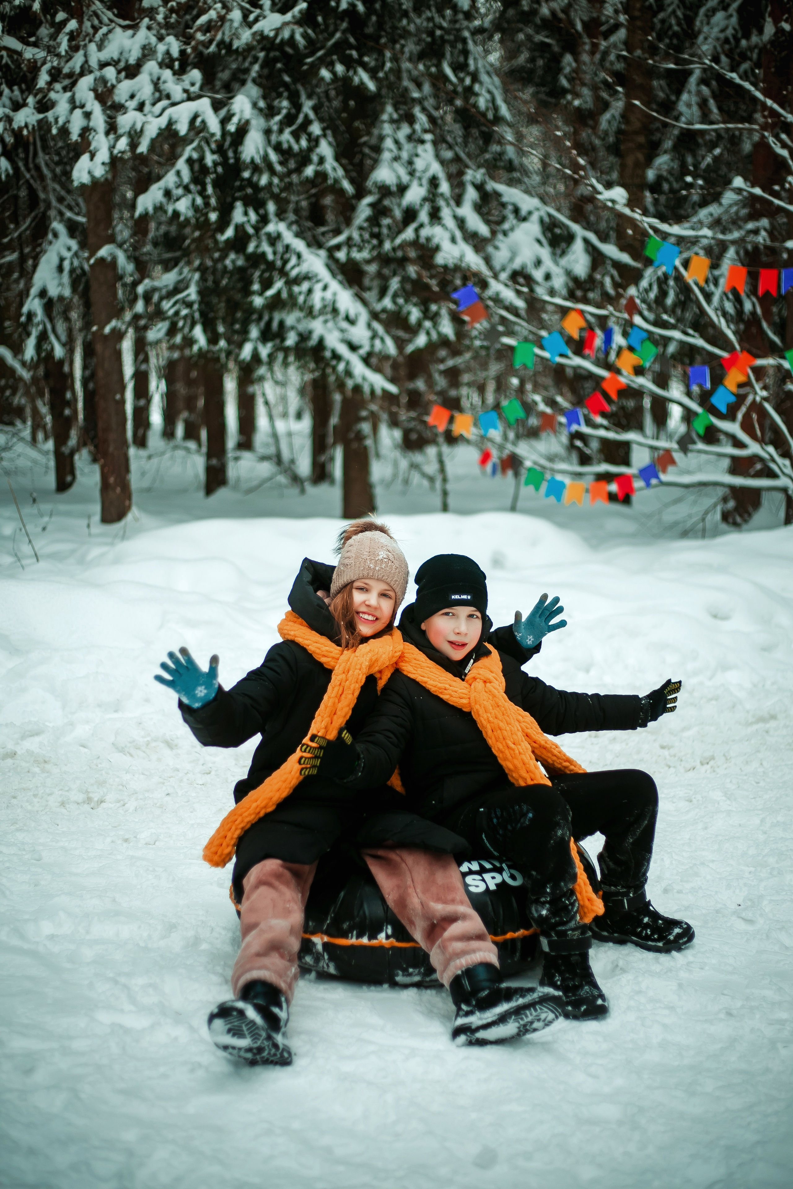 Цена на выпускные альбомы 4 класса. Выпускной альбом в Москве и Домодедово Вышка Школьный фотограф