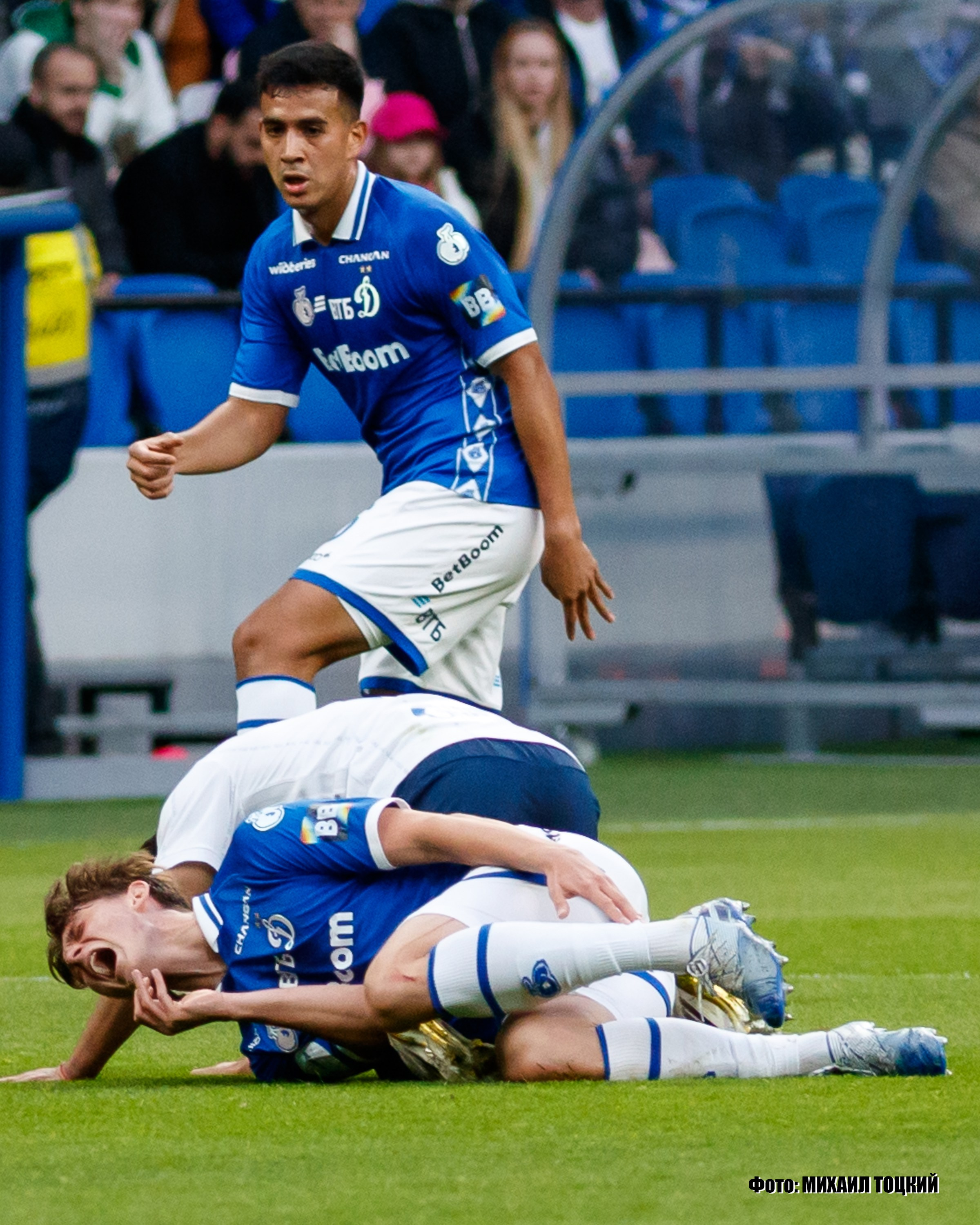 Фоторепортаж. РПЛ 23 тур. Динамо — Оренбург. Михаил Тоцкий портретный и репортажный фотограф в Москве