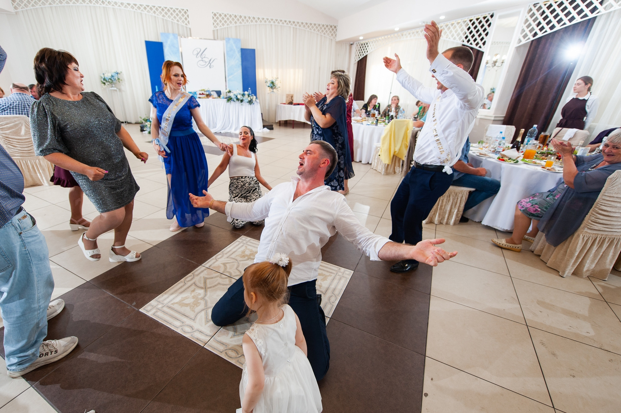 Первая свадьба лета. Свадебный и семейный фотограф в Омске Мормулев Михаил