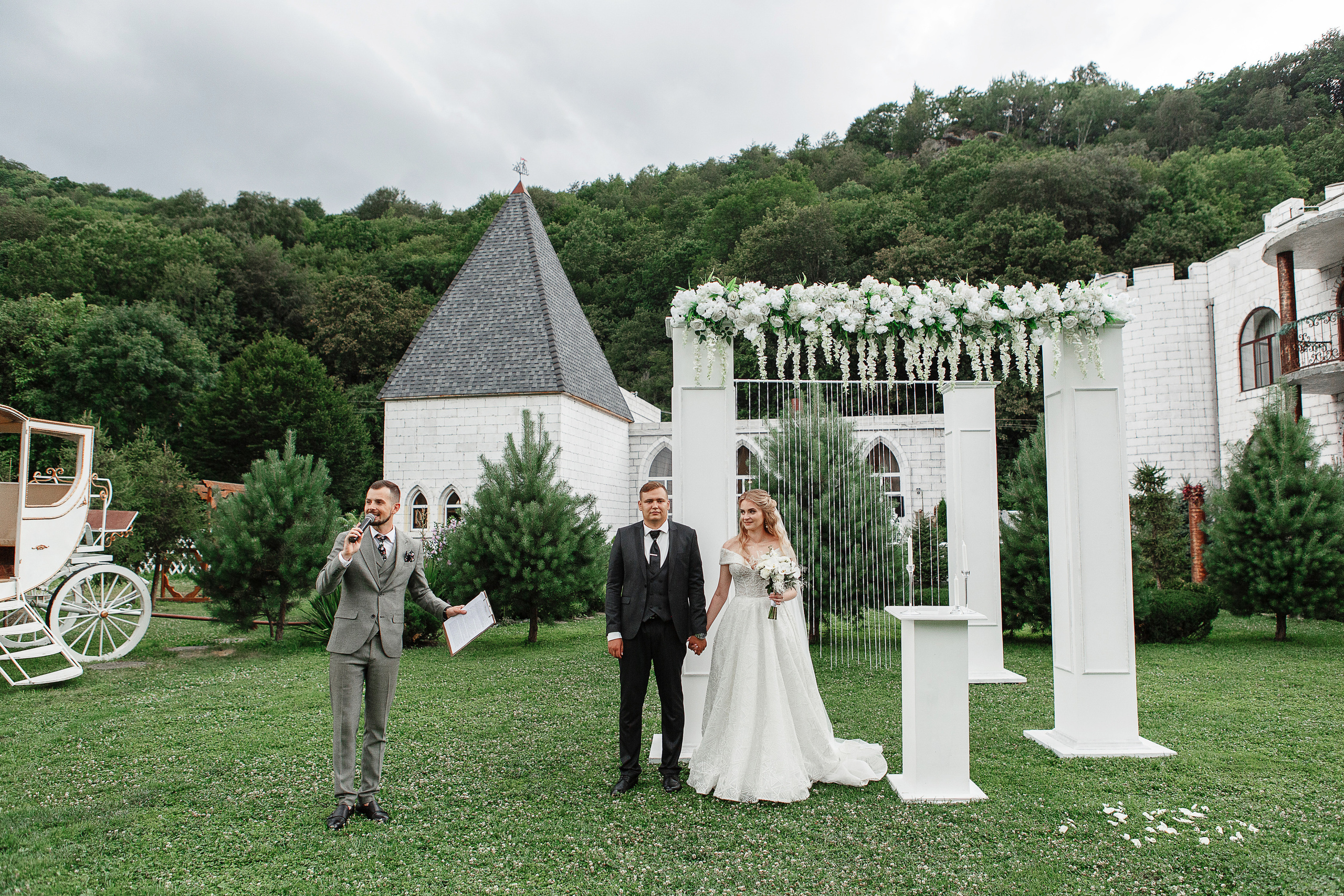 Свадебная фотосессия в Замке Климовский. Дмитрий Шевченко свадебное фото в г. Краснодар — Армавир — Лабинск