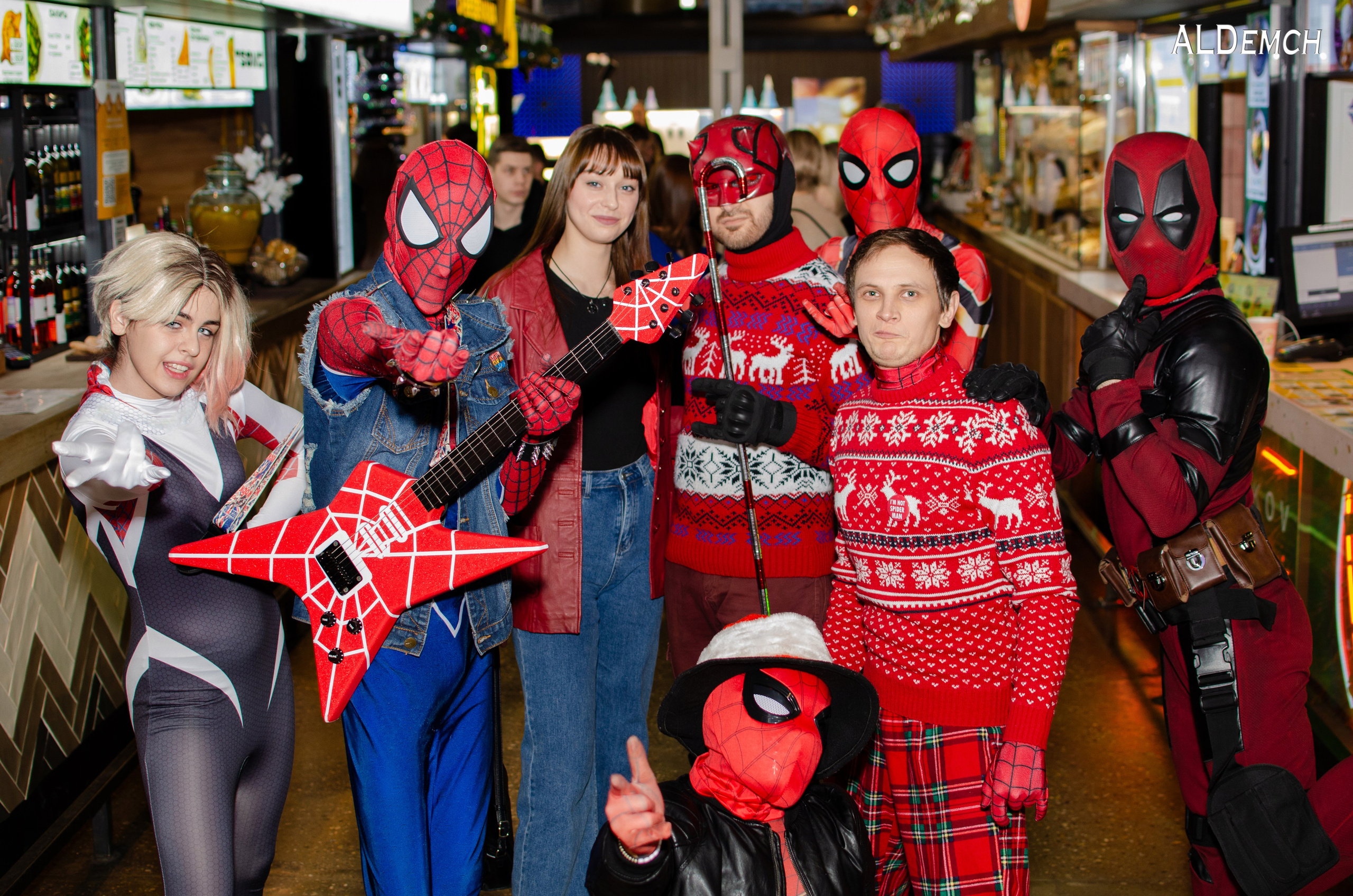 Марвел комикс картинки персонажей и косплей фото в России