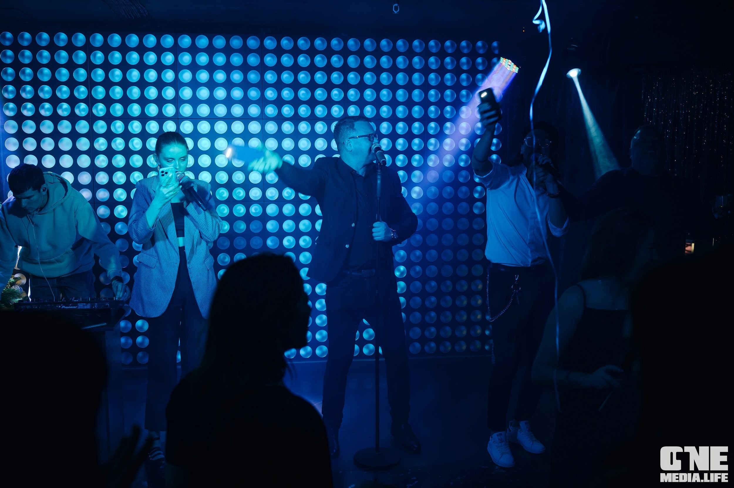 Фоторепортаж из караоке-клуба Эйфория. One Media Life: фоторепортажи, фотоотчеты с мероприятий и заведений
