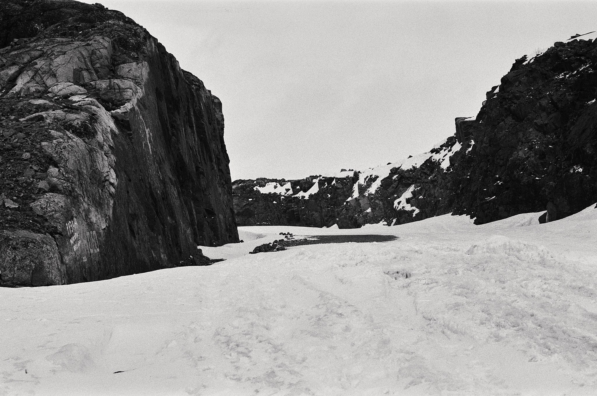 Teriberka (Murmansk). The Other Pavel Potseluev — film photography and mastery of meat business