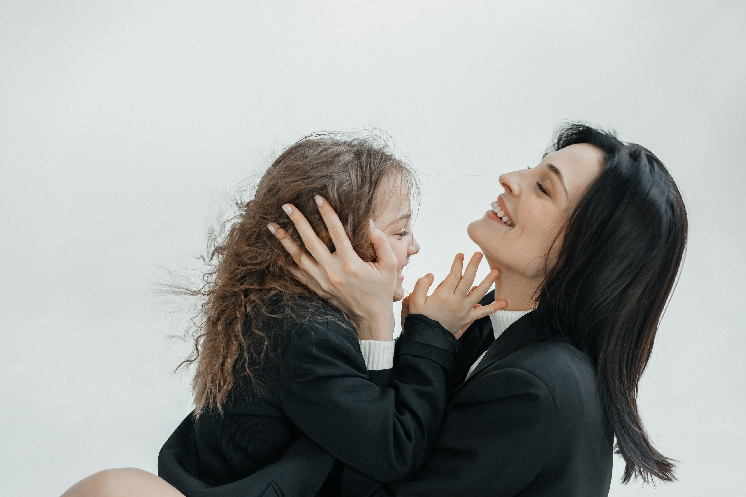 Мама и дочка фотосессия в студии
