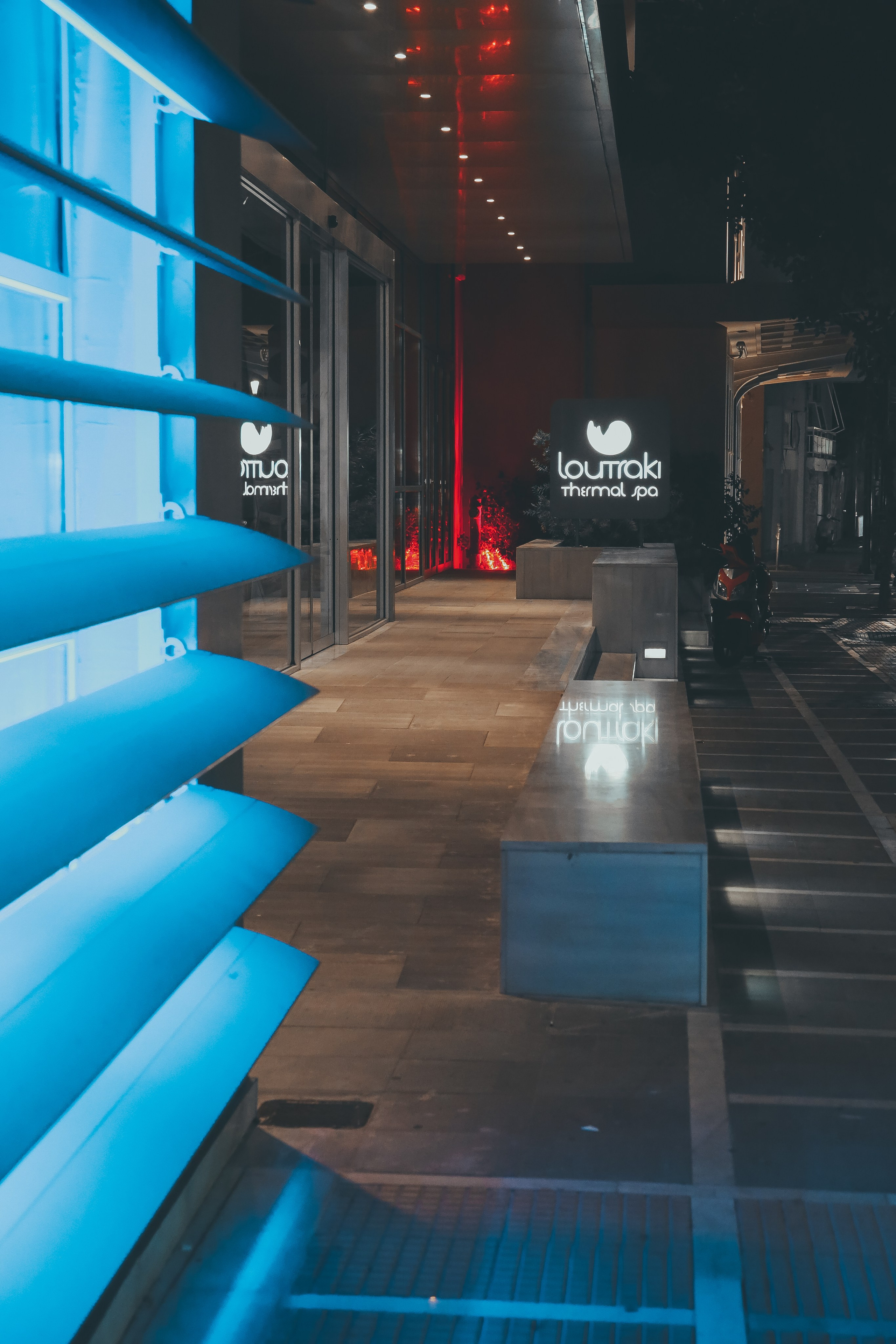 Греция: термальный курорт Лутраки. Дарья Письменюк / Darya Leitstern — фотограф, музыкант, журналист, путешественник