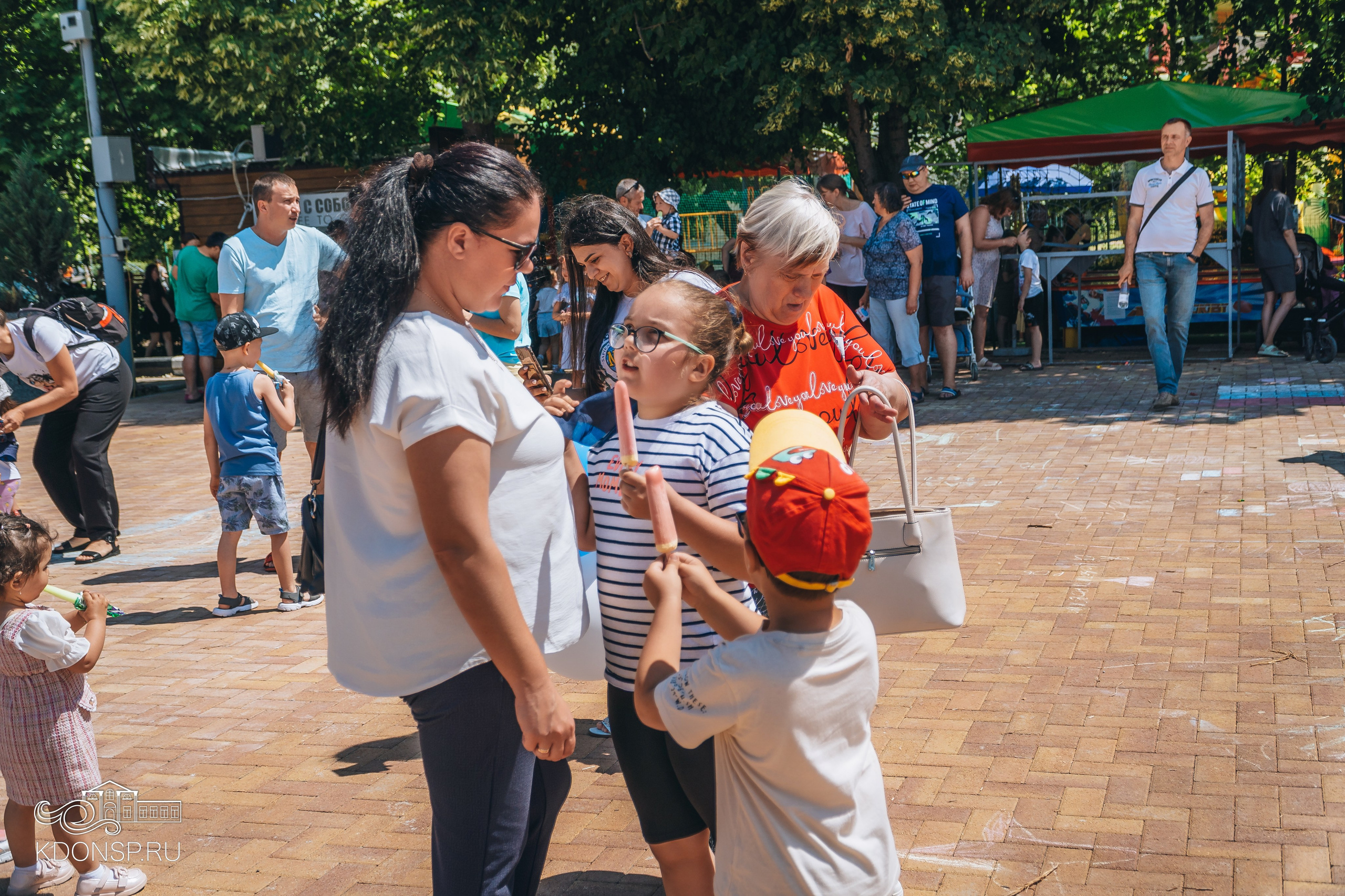 Должны смеяться дети. Новотитаровский Дом культуры