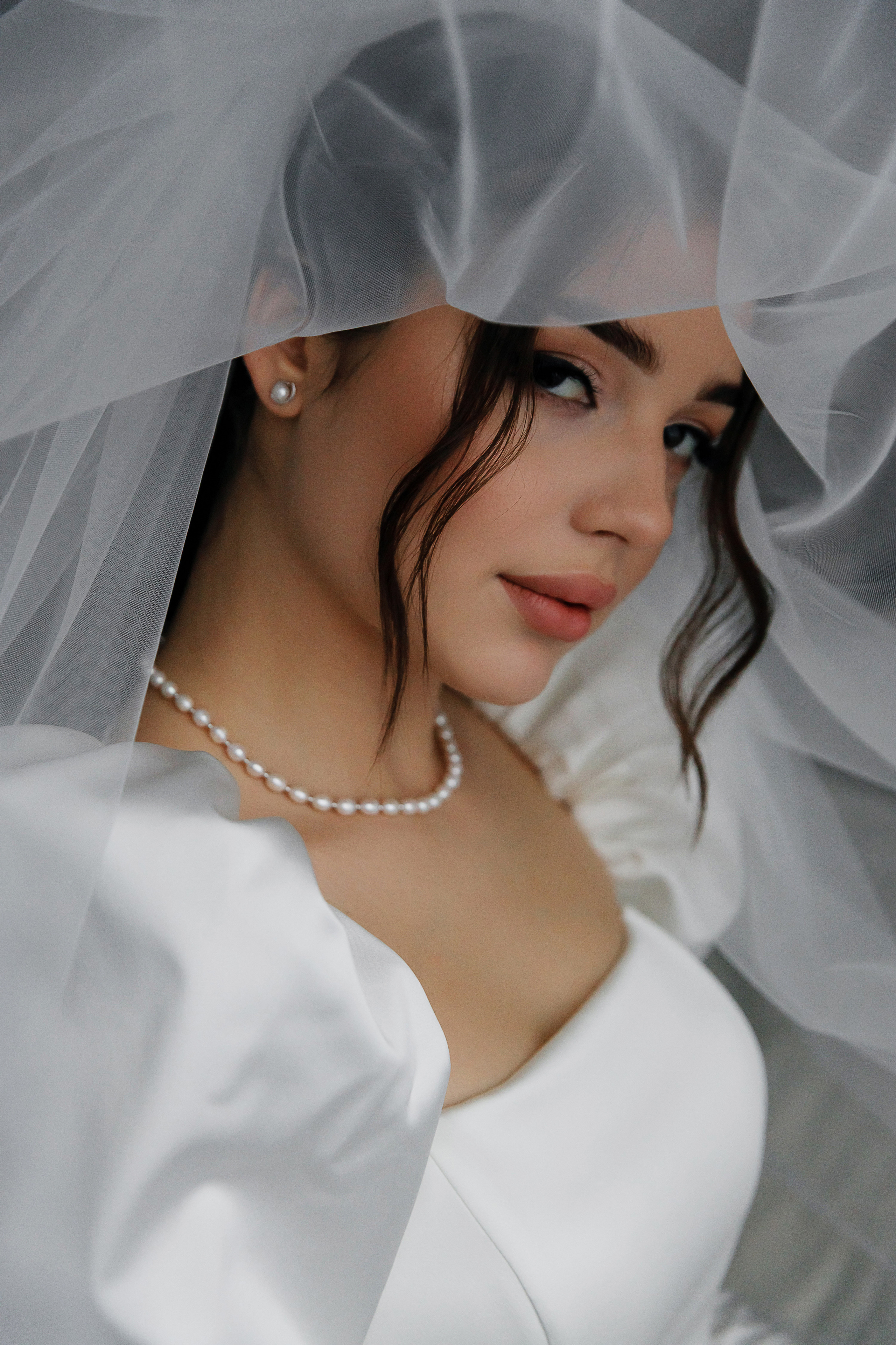 Сборы жениха и невесты и съемка в студии в г. Лабинске. Дмитрий Шевченко свадебное фото в г. Краснодар — Армавир — Лабинск