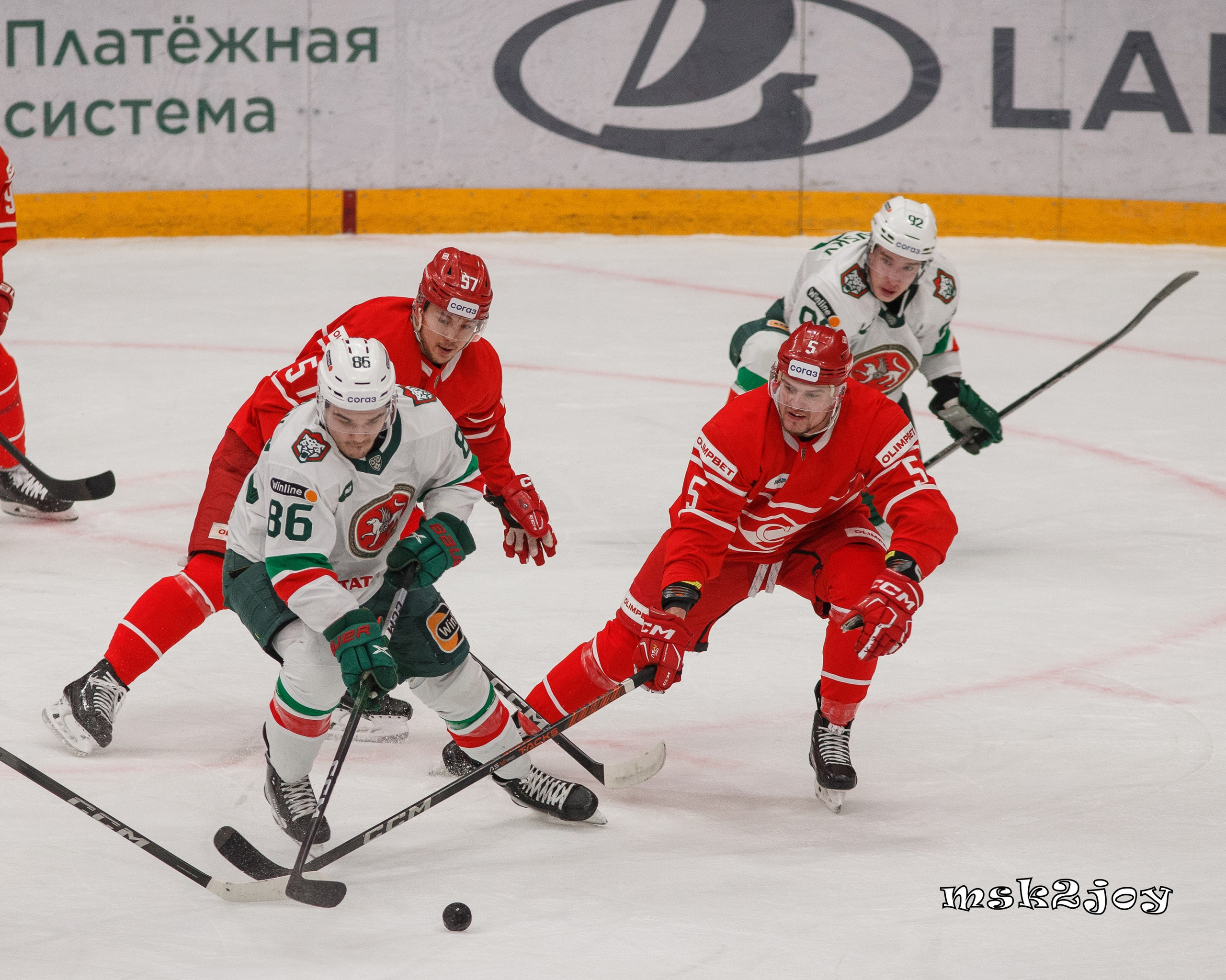 Фоторепортаж. КХЛ. Спартак (Москва) — Ак Барс Казань. Михаил Тоцкий портретный и репортажный фотограф в Москве