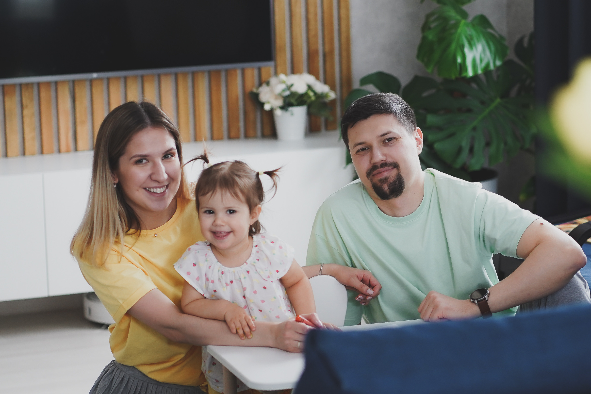 Счастлив тот, кто счастлив у себя дома. Семейный и детский фотограф в Омск Пугачева Елена