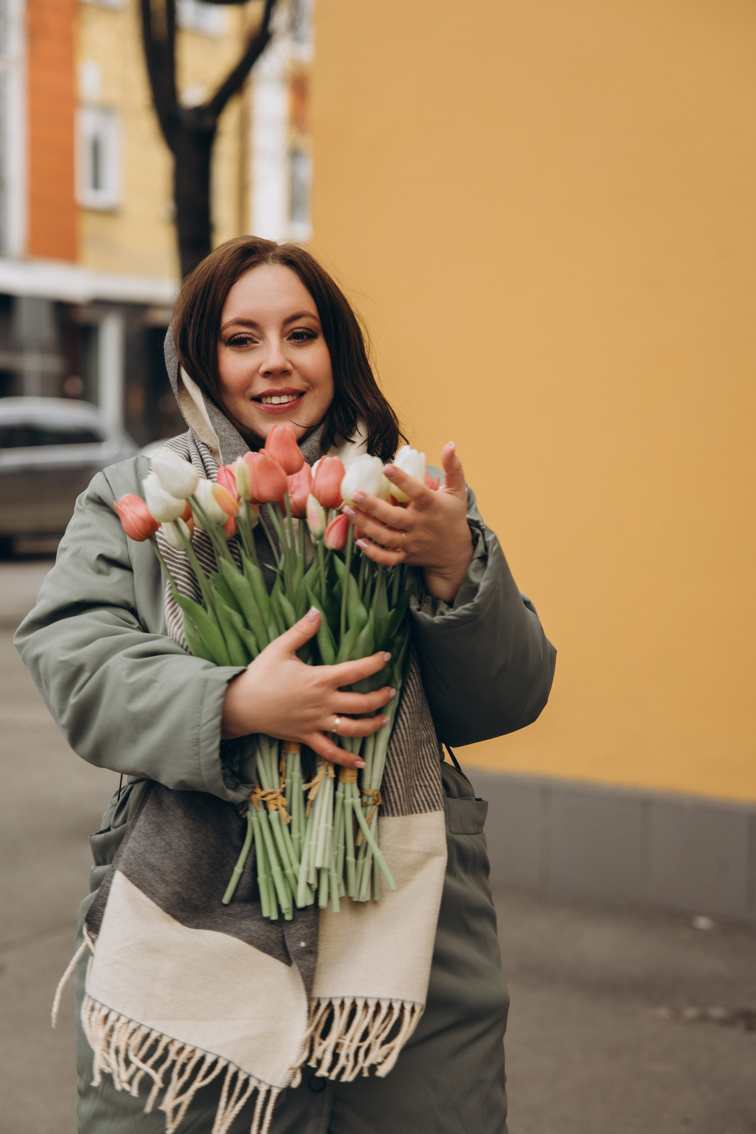 Прогулка с тюльпанами. Свадебный, семейный фотограф в Иркутске Светлана Макаричева