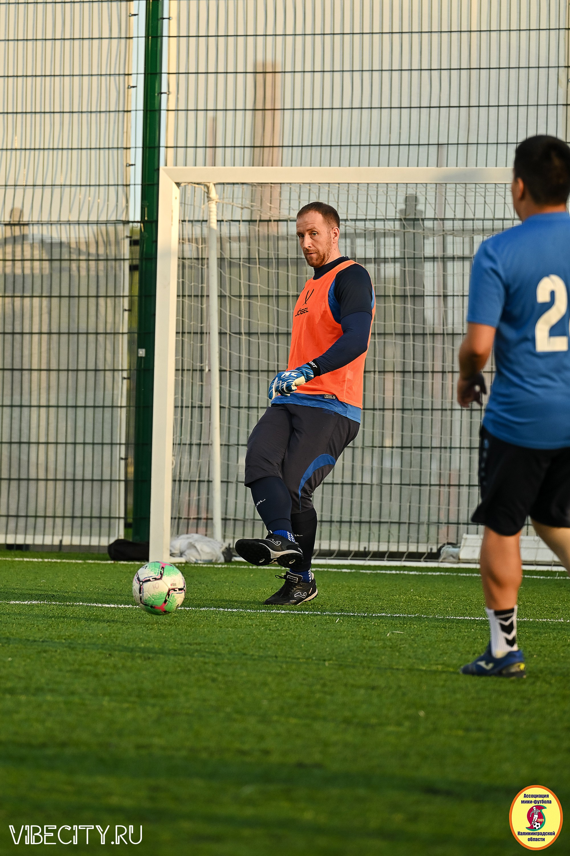 ИГРЫ МИНИ-ФУТБОЛЬНОЙ И КОРПОРАТИВНОЙ ЛИГИ. VIBECITY.RU Вайб Сити Ру Фоторепортажи Фотоотчеты Калининград