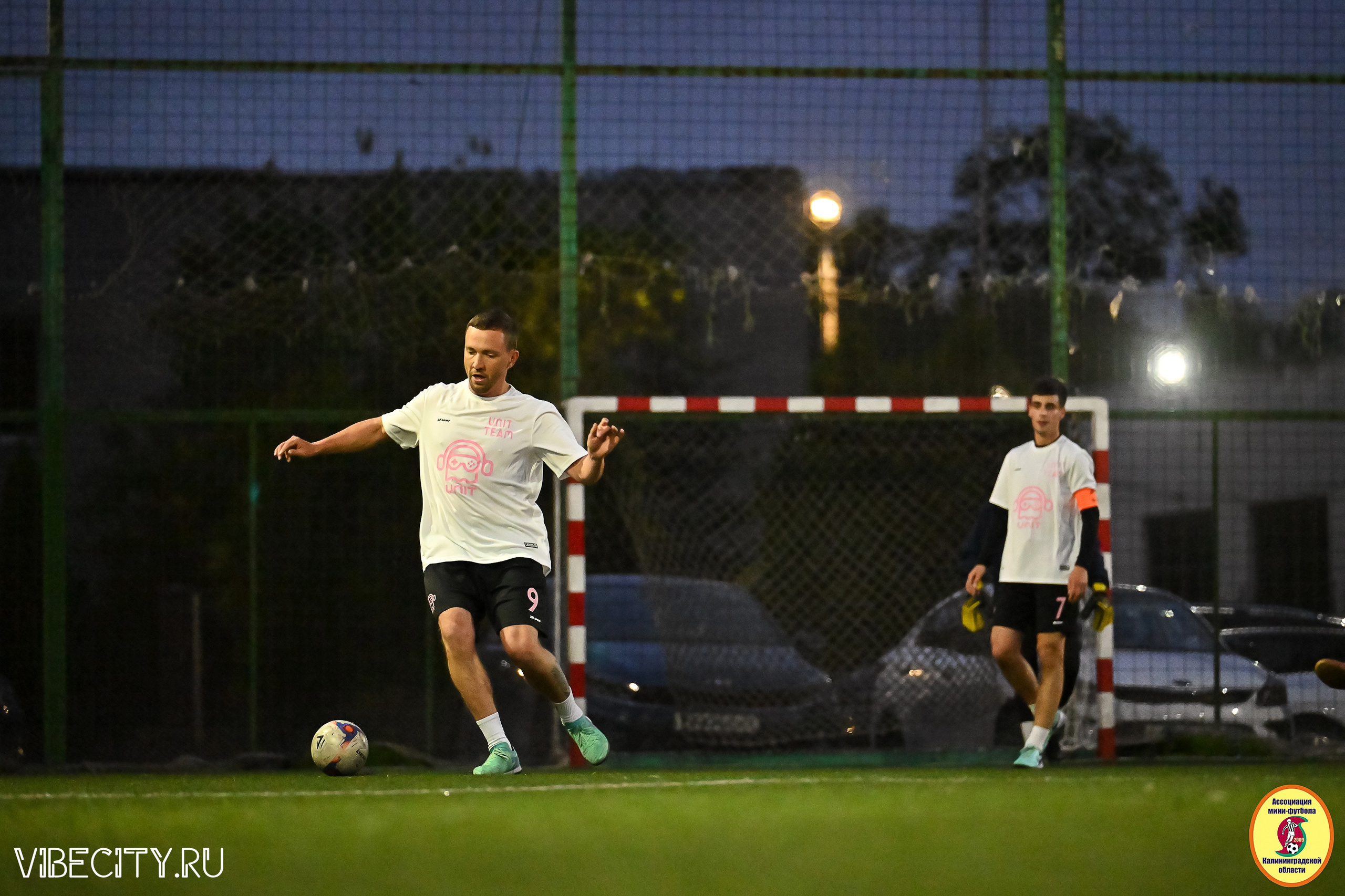 ИГРЫ МИНИ-ФУТБОЛЬНОЙ И КОРПОРАТИВНОЙ ЛИГИ. VIBECITY.RU Вайб Сити Ру Фоторепортажи Фотоотчеты Калининград