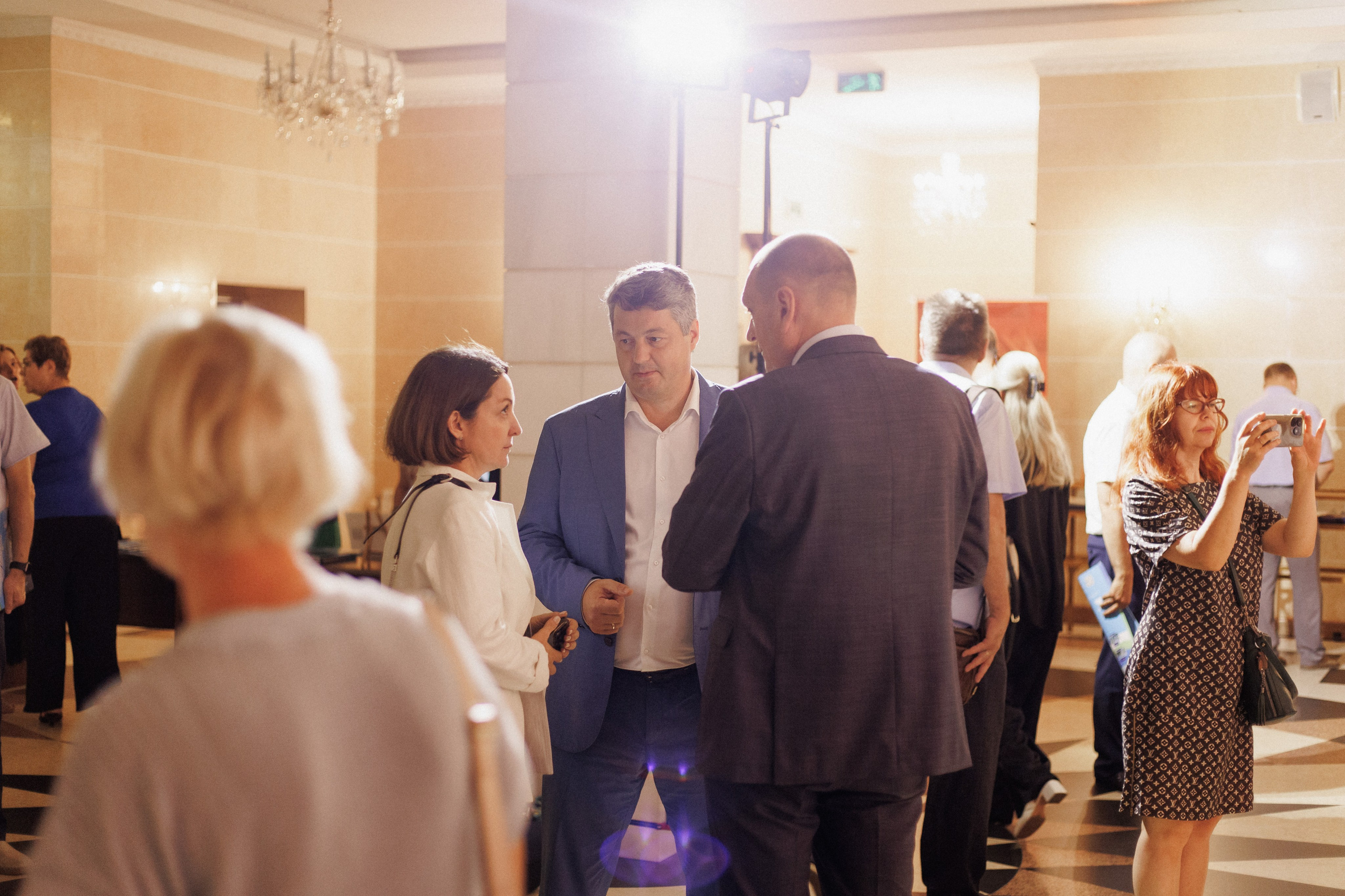 ПРЕЗЕНТАЦИЯ КНИГИ — 80 ЛЕТ ПОБЕДЫ. СВОИ. ФОТООТЧЕТЫ-СОБЫТИЯ-МЕСТА