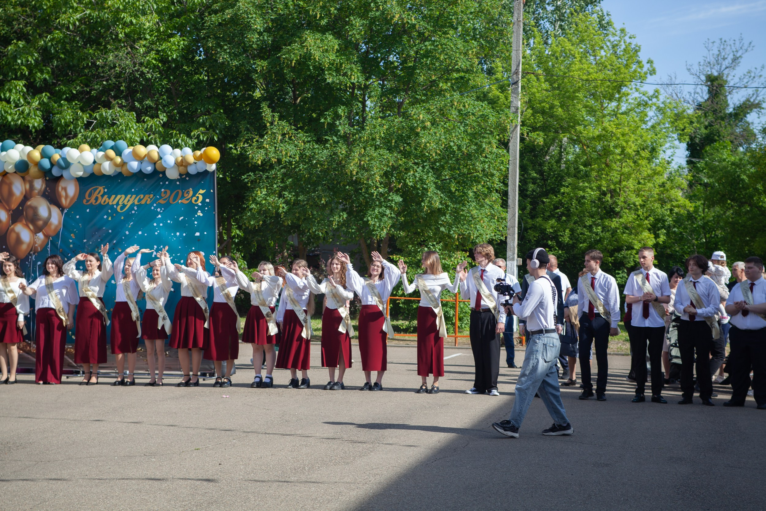 Последний звонок в Десяточке