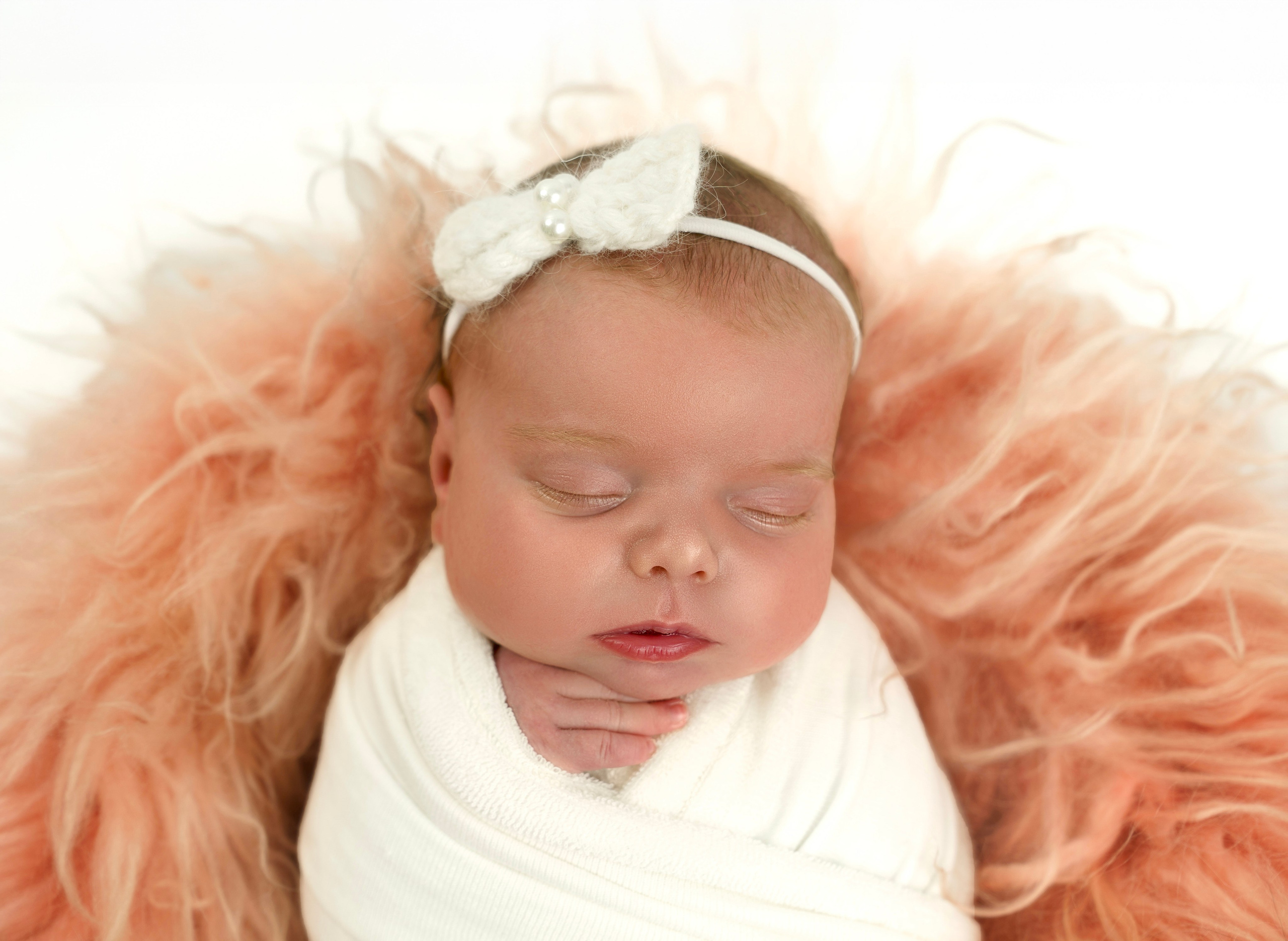 Фотосессия новорожденного (newborn). Фотограф новорожденных, детей до года и беременных в Симферополе