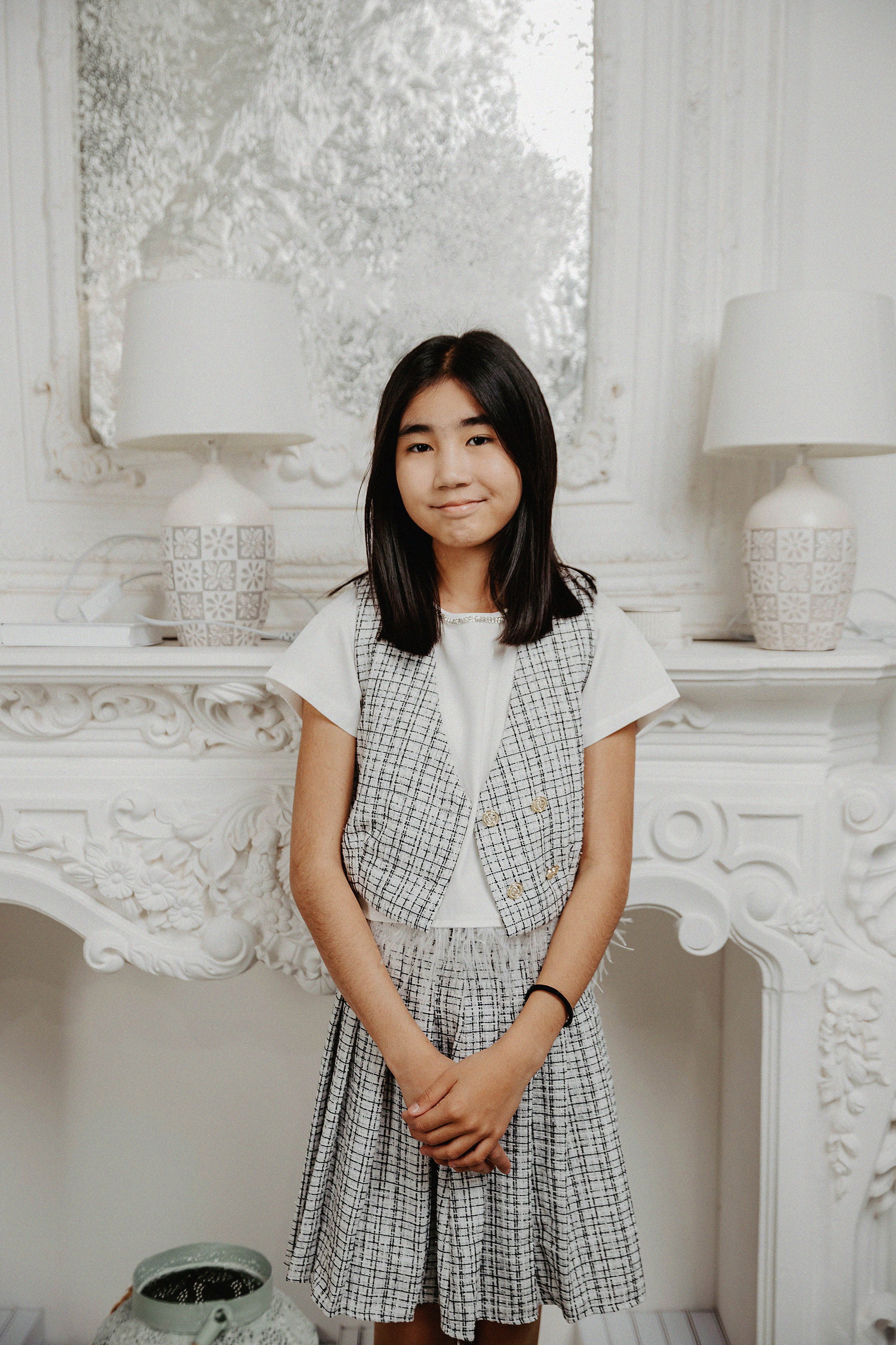 Семейная фотосессия в фотостудии 2Стула. Свадебный, семейный и портретный фотограф в Алматы, Костанай