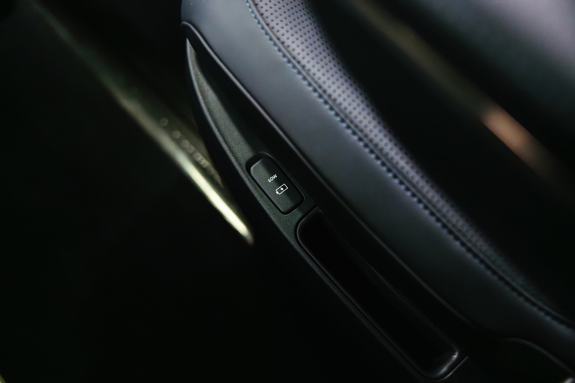 Lynk & Co 900 Ultra 2,0hyb 4WD AT (734 л. с.). Автосалон «Х-Авто»