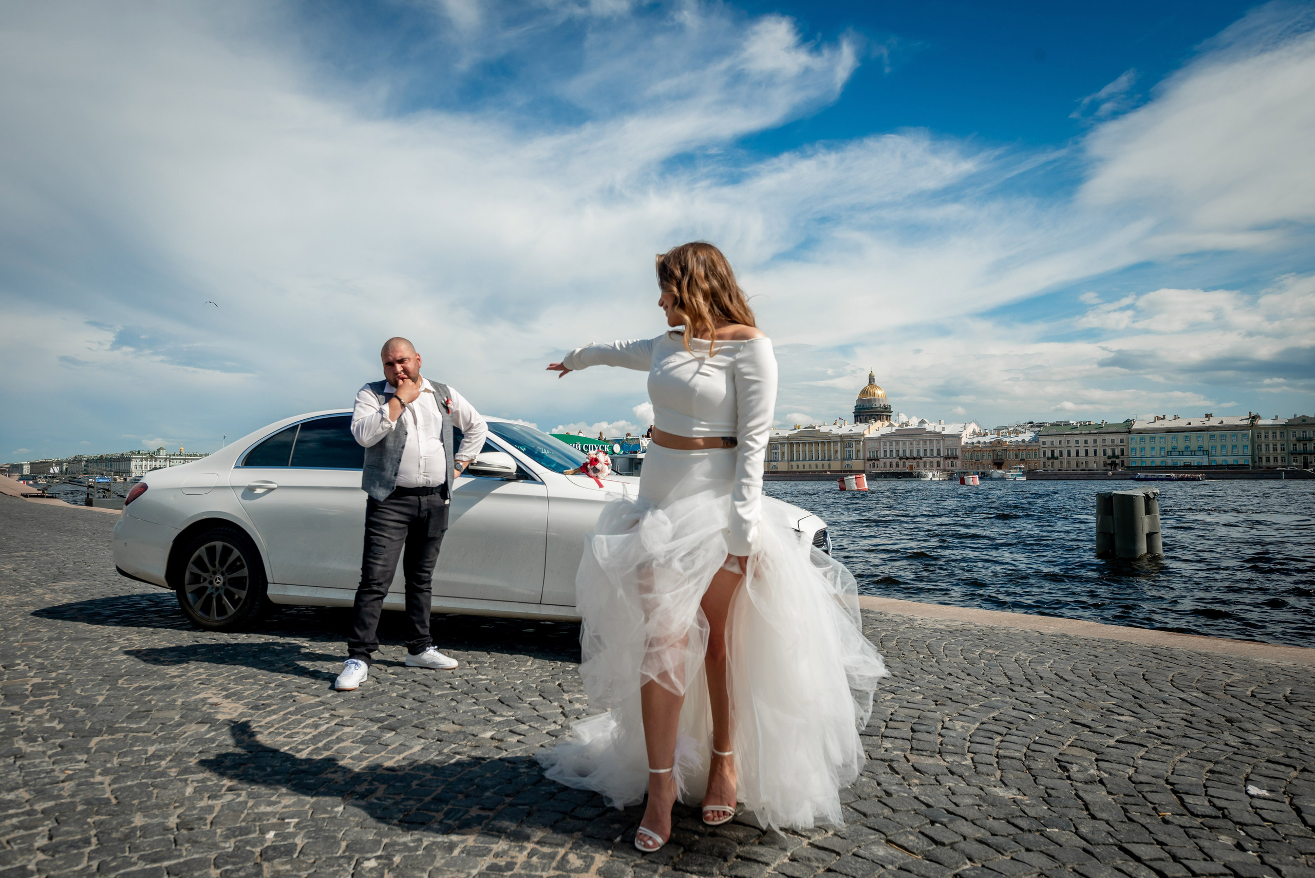 Экстравагантная свадебная фотосессия Светланы и Славы по нетрадиционным и оригинальным местам для свадебной прогулки в Санкт-Петербурге. Портретный, семейный и свадебный фотограф в Санкт-Петербурге и в Пушкине Ширяев Денис