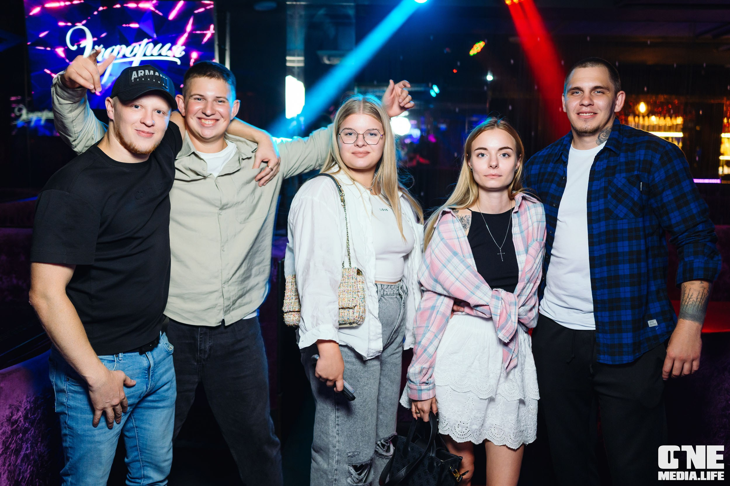 Фоторепортаж из караоке-клуба Эйфория. One Media Life: фоторепортажи, фотоотчеты с мероприятий и заведений