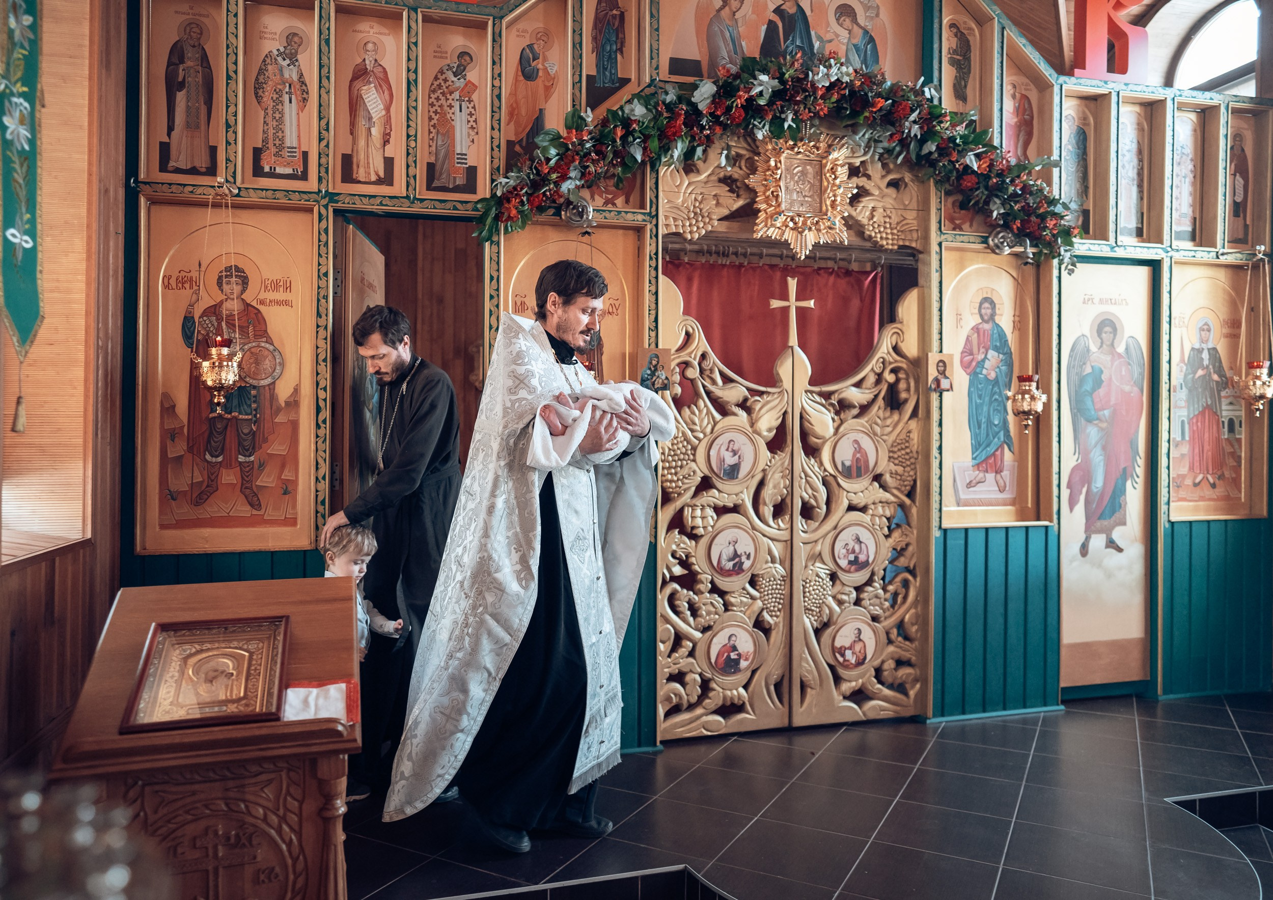 Крещение в храме Блж.Ксении Петербургской Севастополь. Церковный фотограф Севастополь