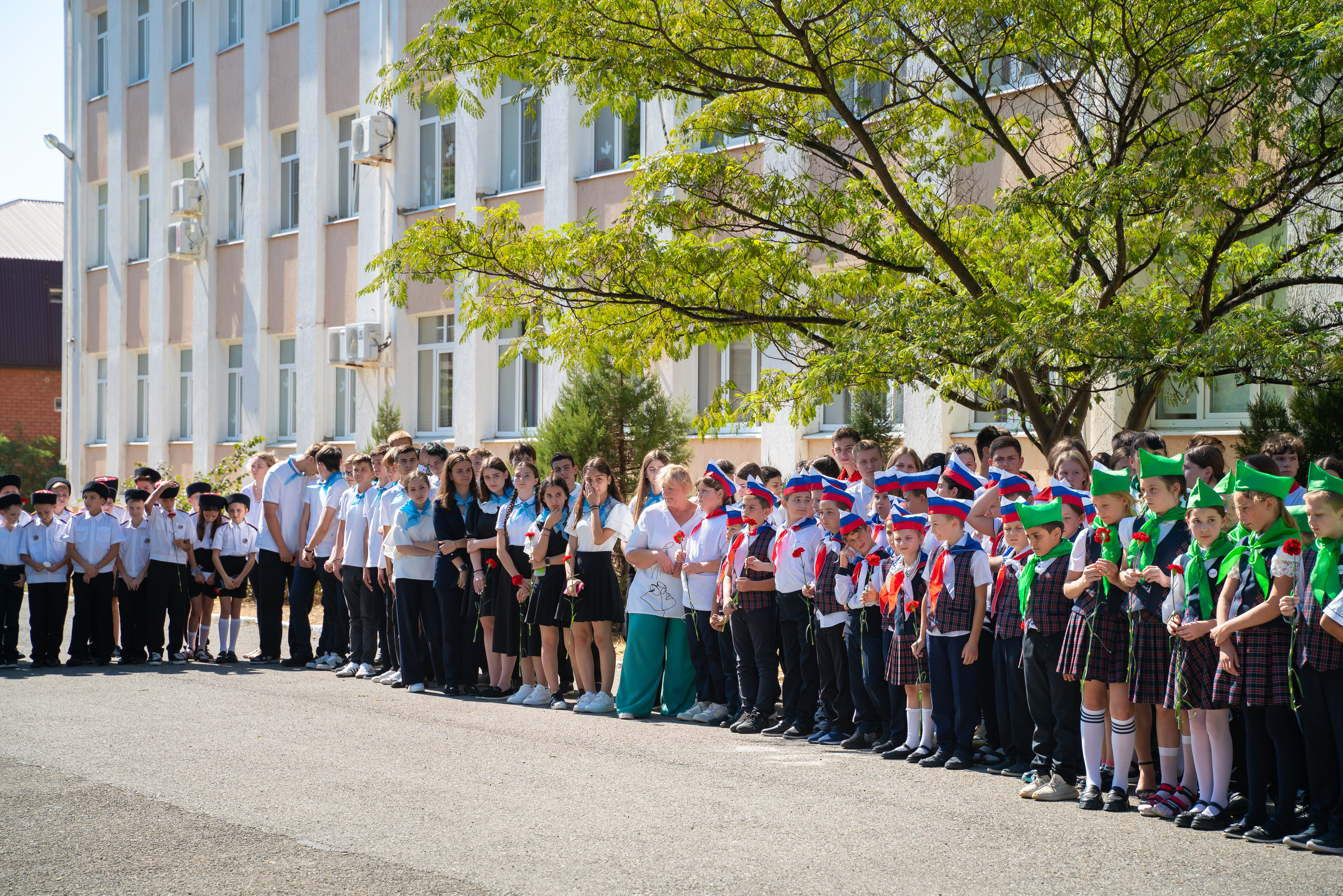 Митинг в сош7. Жизнь курорта Кабардинка в фотографиях