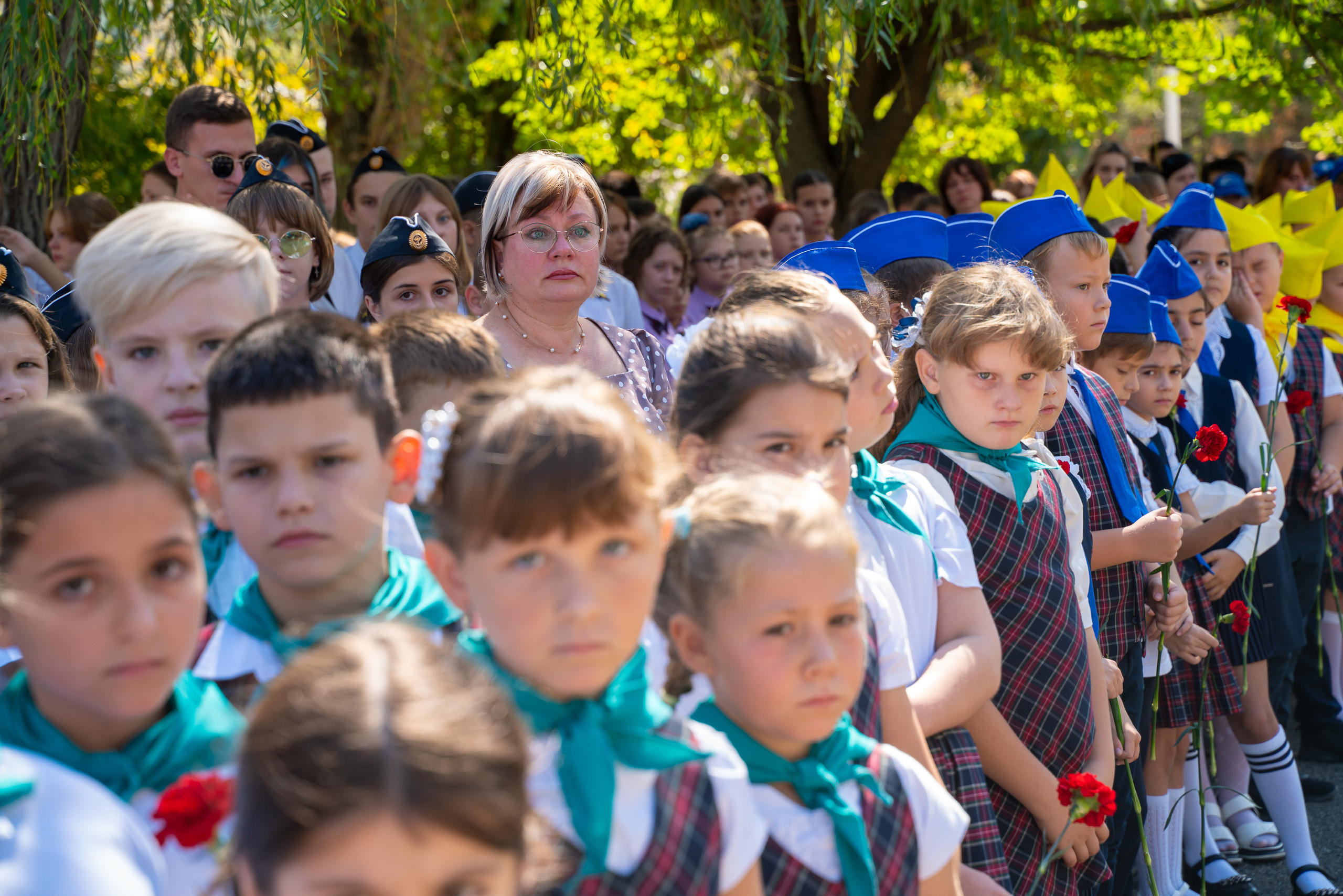 Митинг в сош7. Жизнь курорта Кабардинка в фотографиях