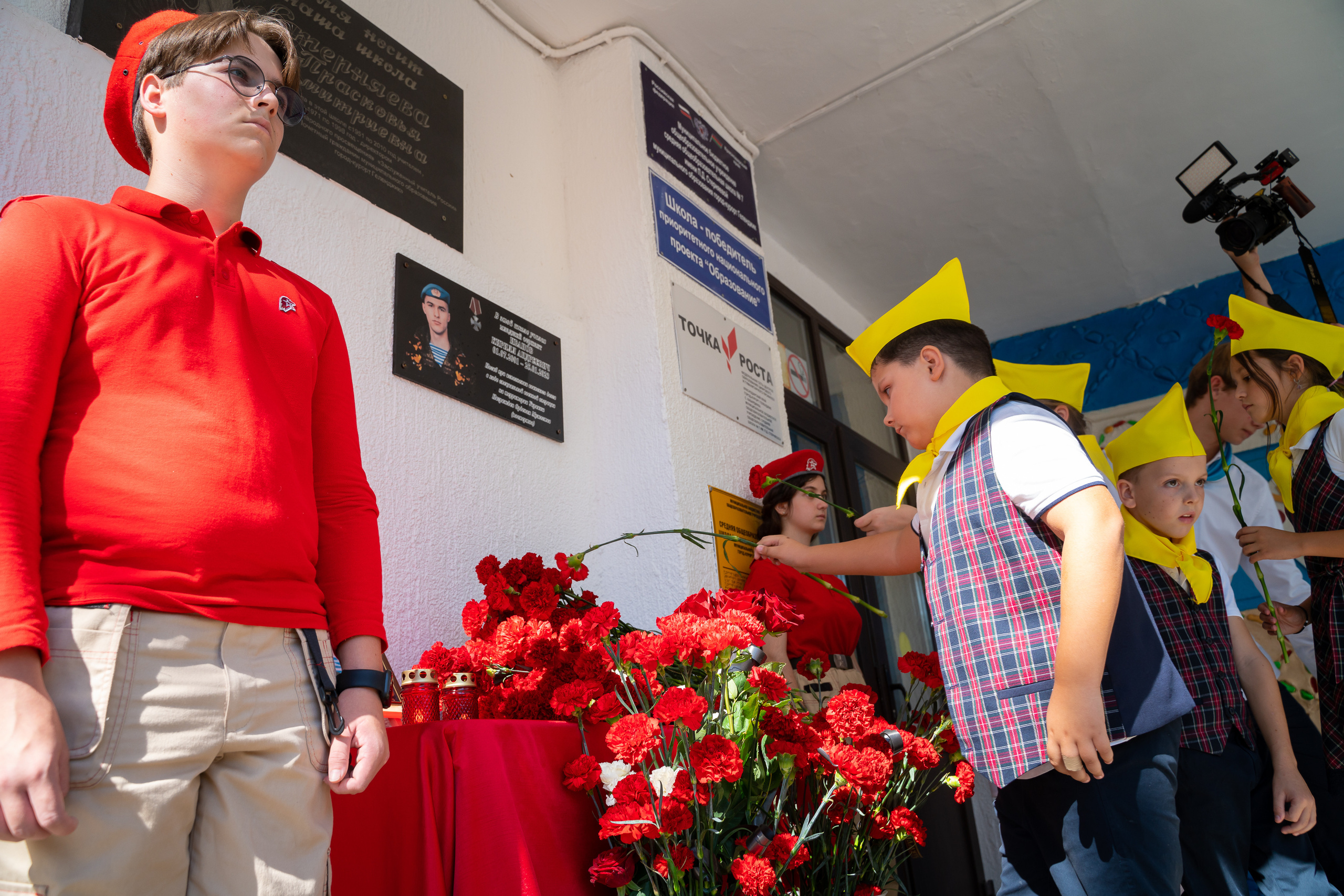Митинг в сош7. Жизнь курорта Кабардинка в фотографиях