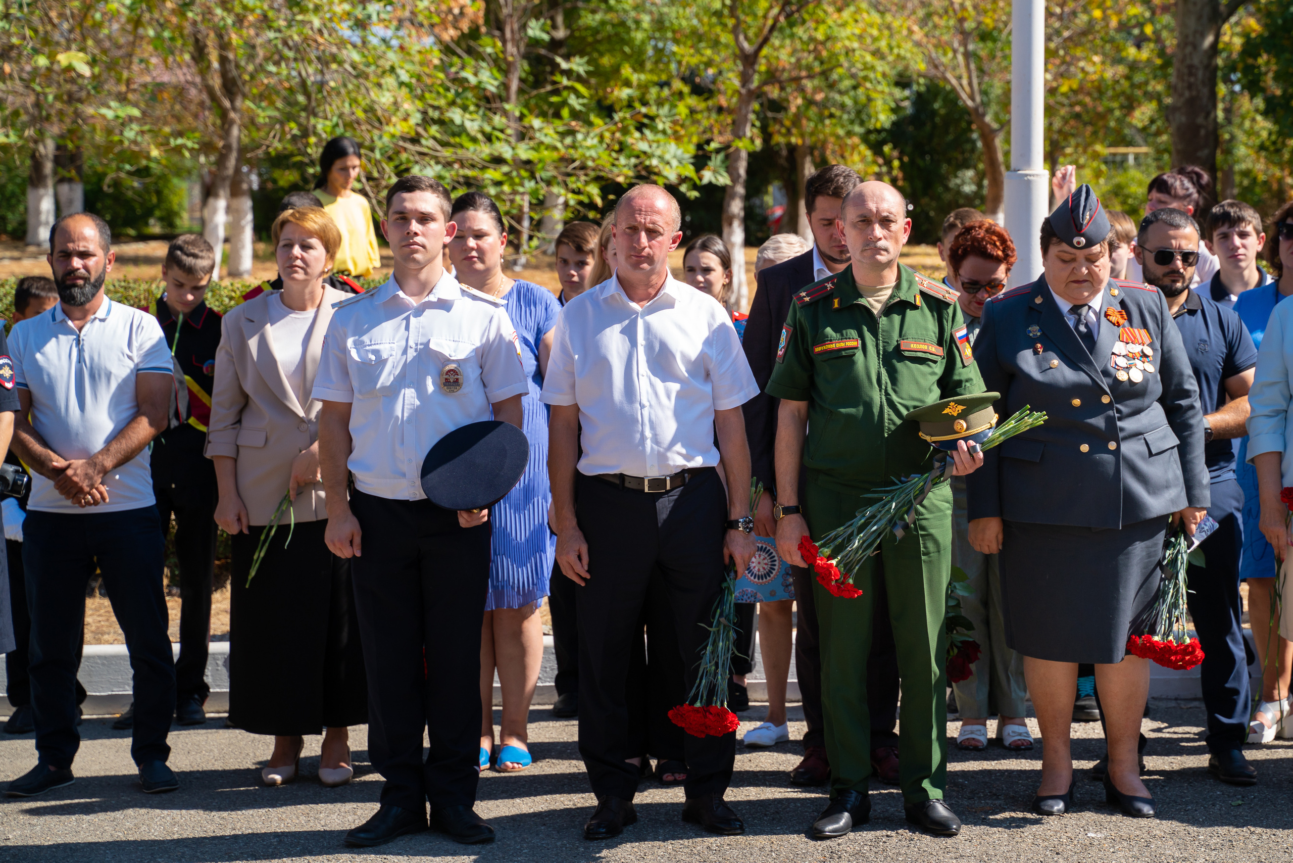 Митинг в сош7. Жизнь курорта Кабардинка в фотографиях