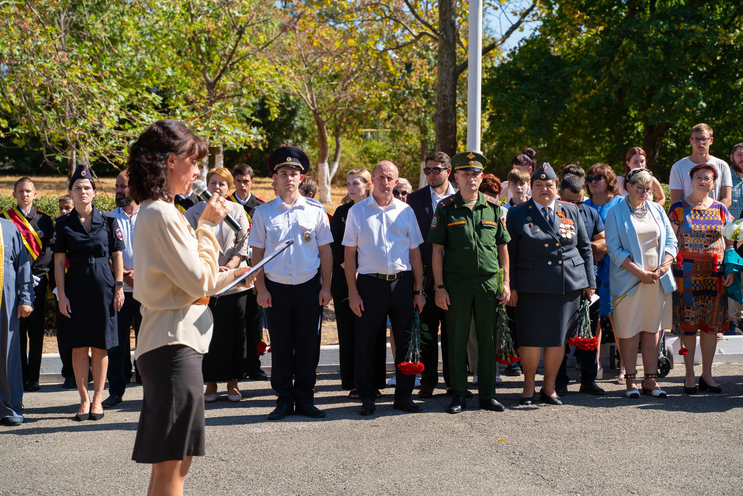 Митинг в сош7. Жизнь курорта Кабардинка в фотографиях