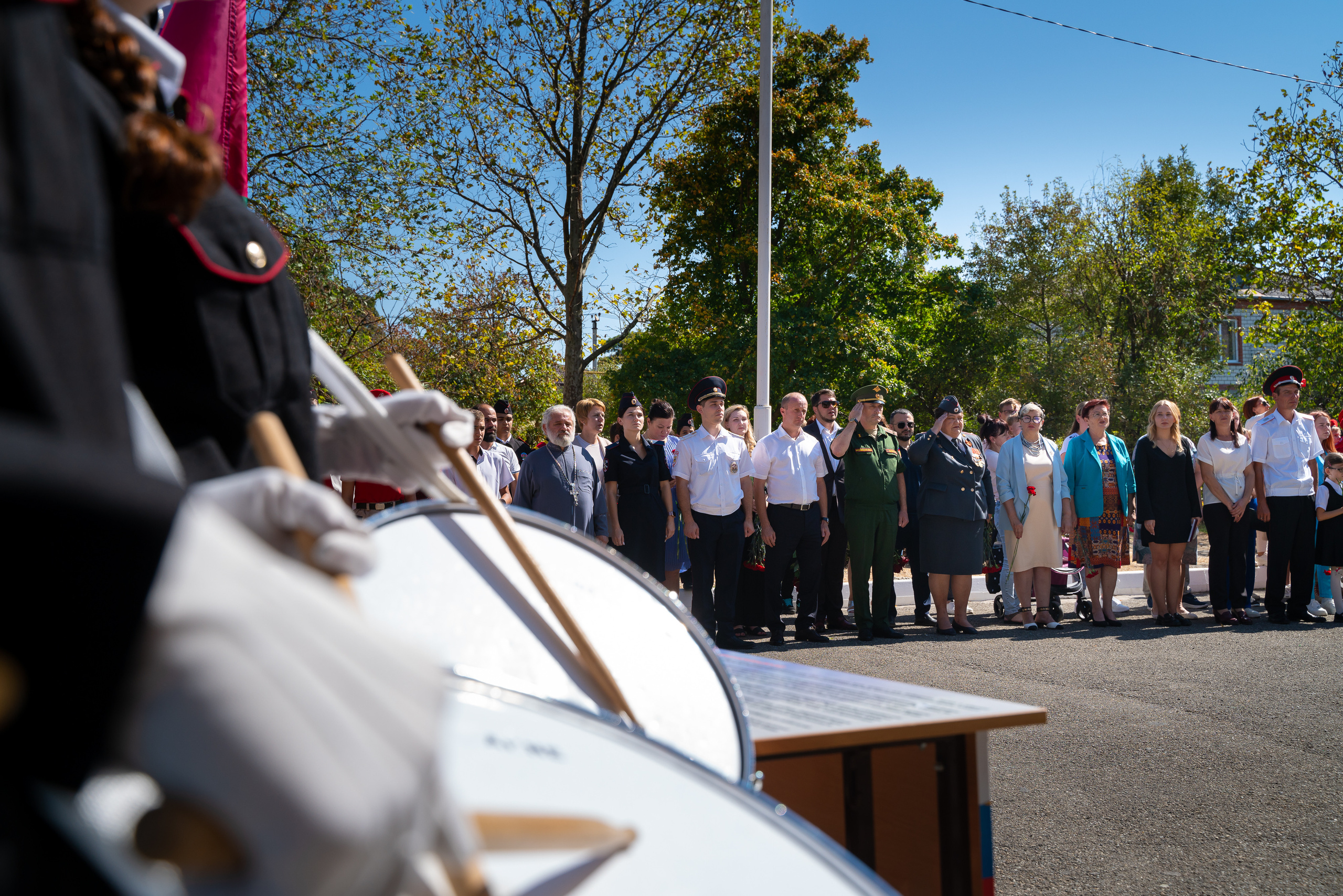 Митинг в сош7. Жизнь курорта Кабардинка в фотографиях