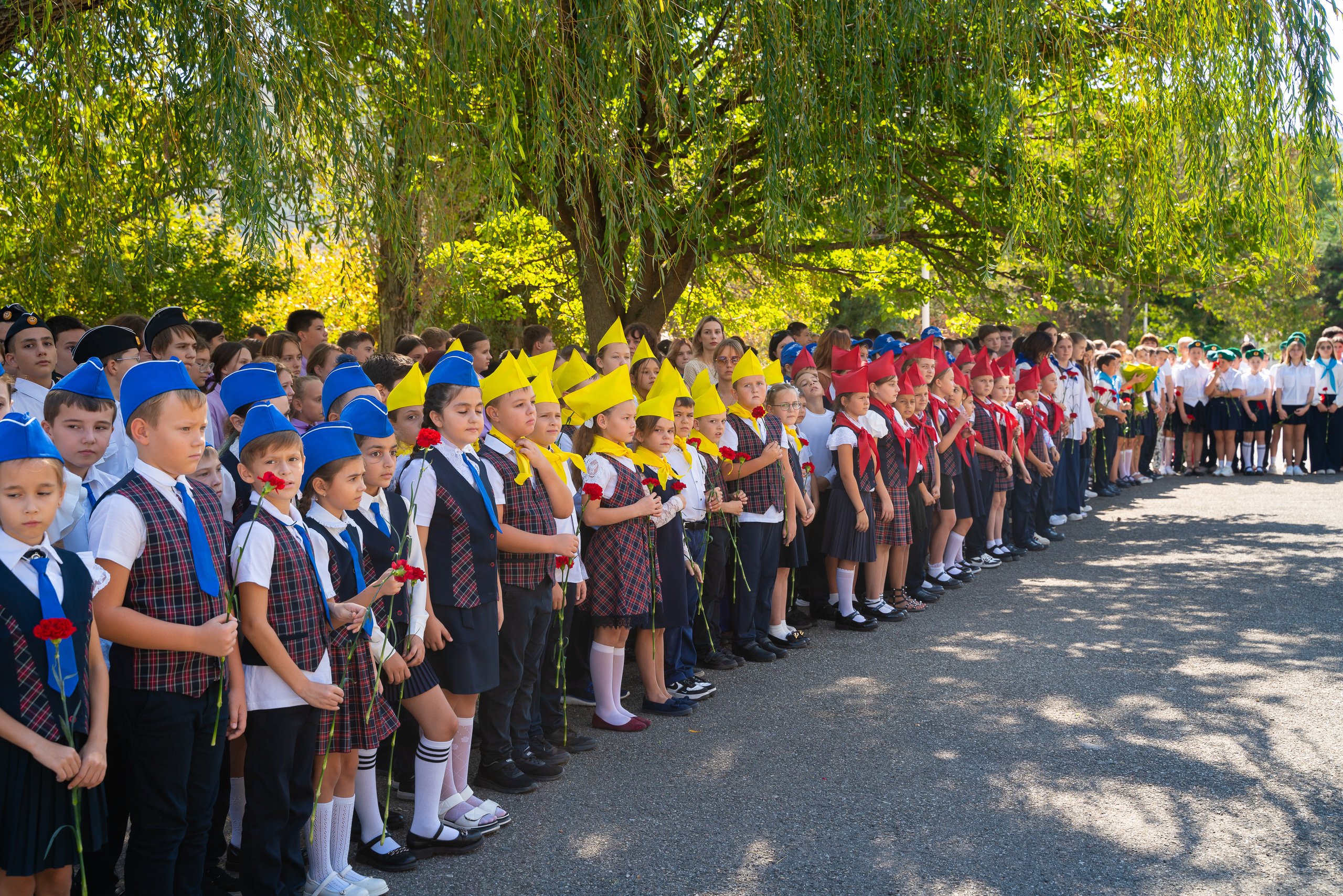Митинг в сош7. Жизнь курорта Кабардинка в фотографиях