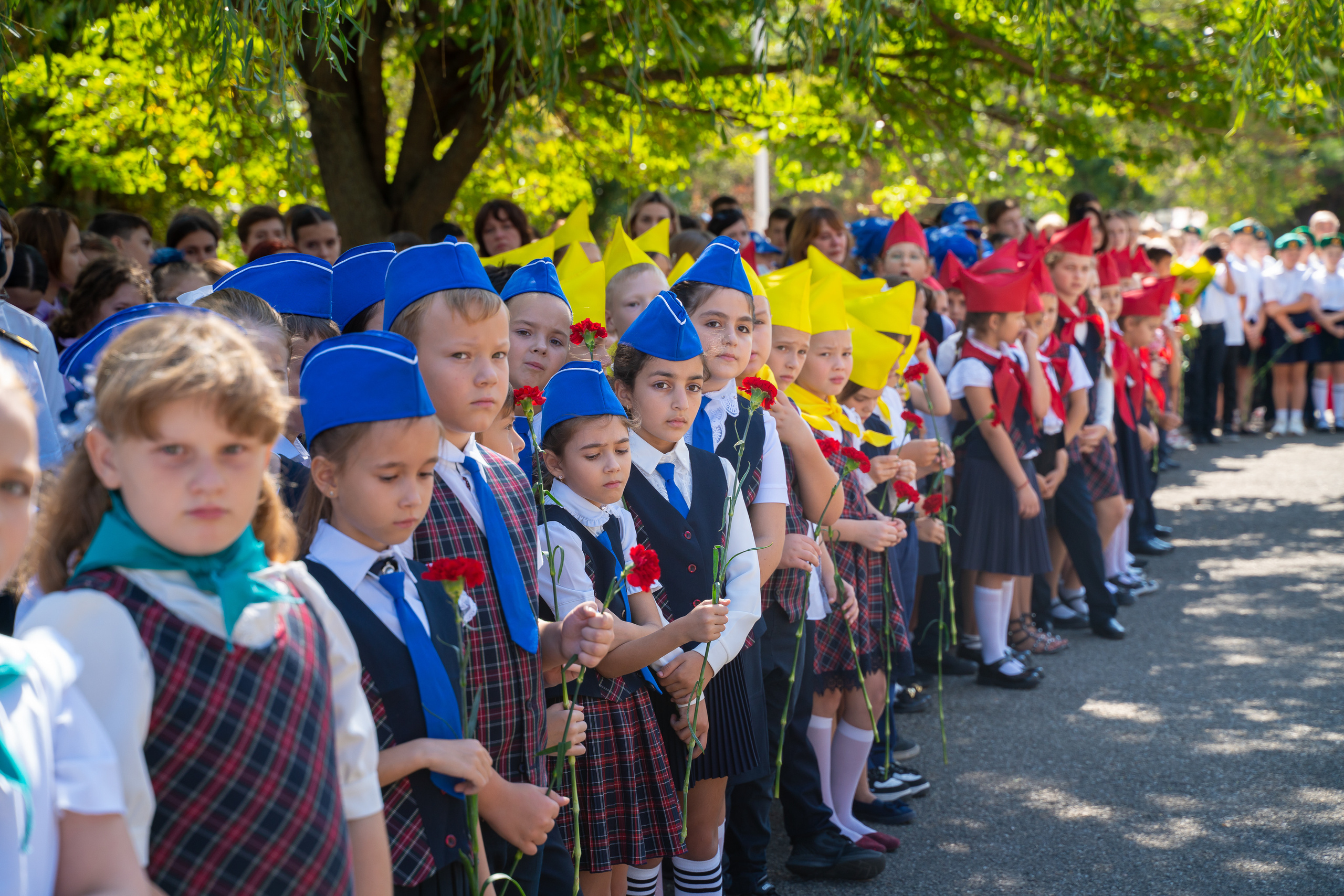 Митинг в сош7. Жизнь курорта Кабардинка в фотографиях