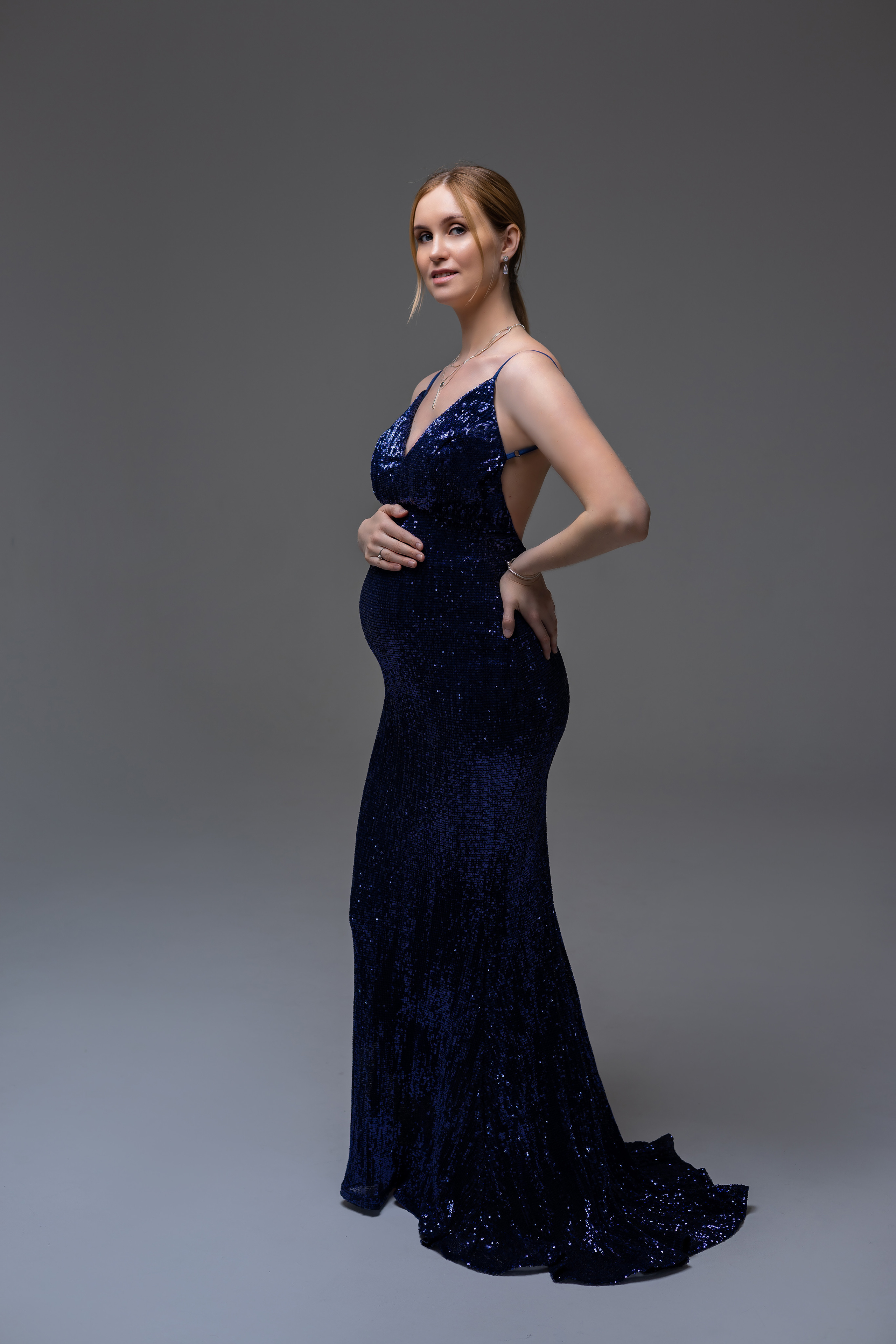 Синяя рыбка в паетках на прокат в Казани. Профессиональный Фотограф в Казани Яна Забелина