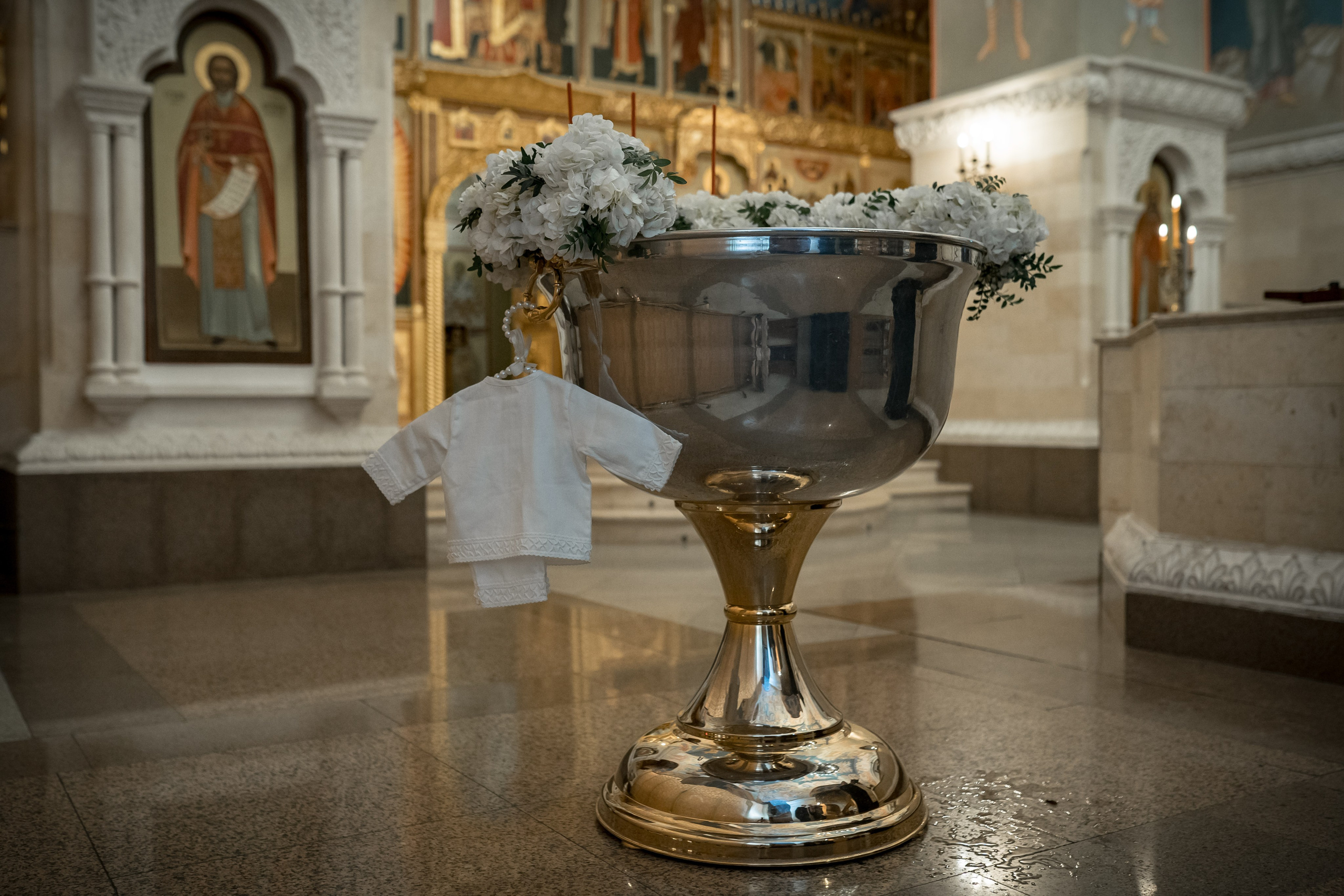 Крещение в Храме Христа Спасителя. Фотограф Крещения и Венчания в Москве