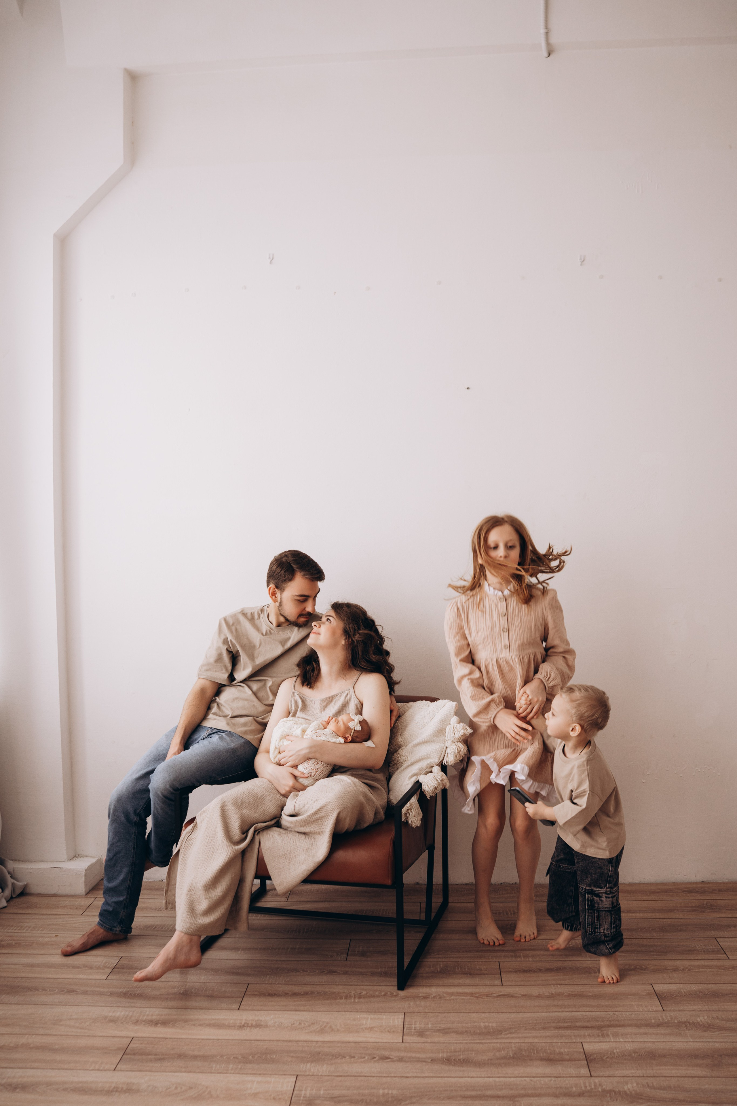 Фотограф Новорожденных в Москве. Семейные истории в стиле LIFE