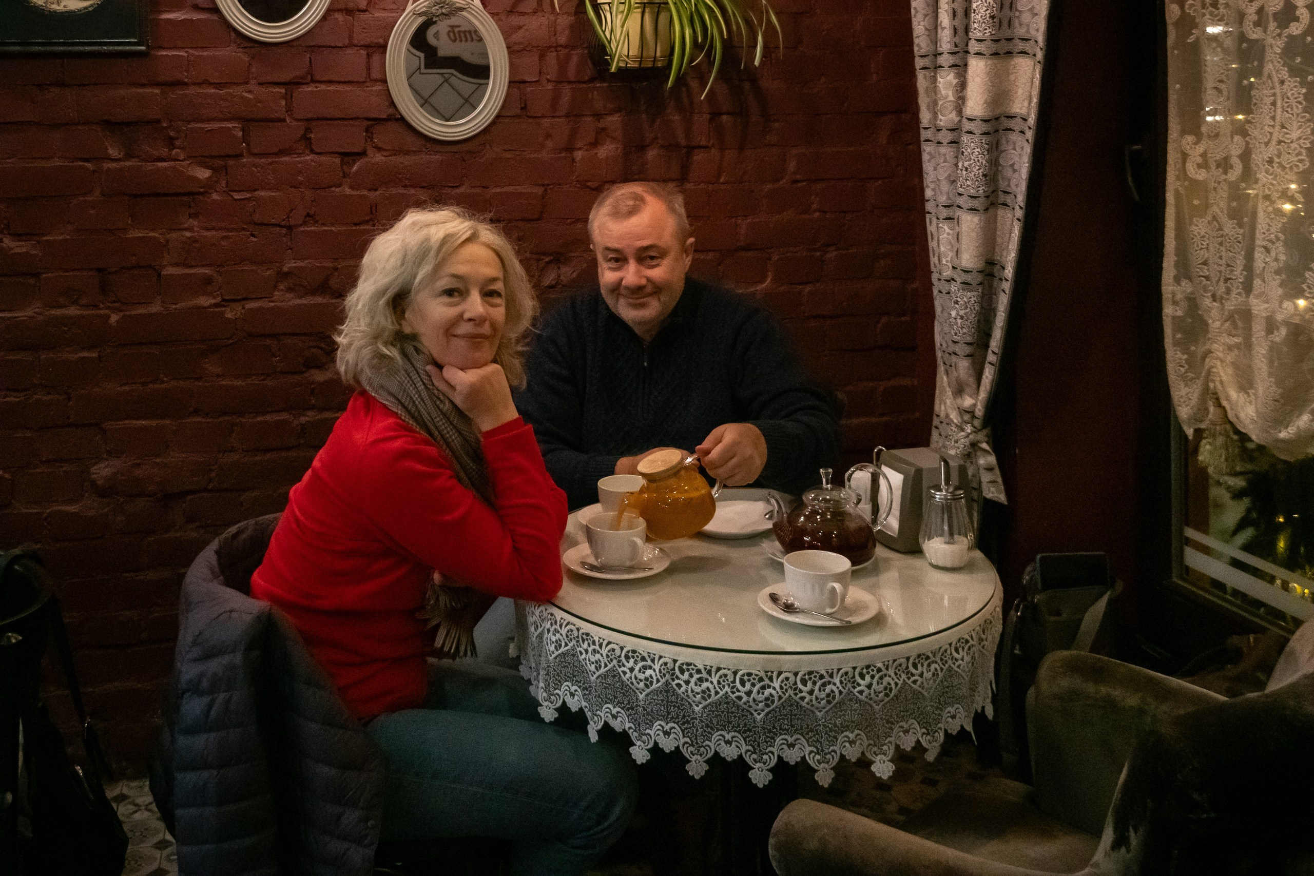 Двое в Новогоднем Зеленоградске. Фотограф Татьяна Рутковская Калининград