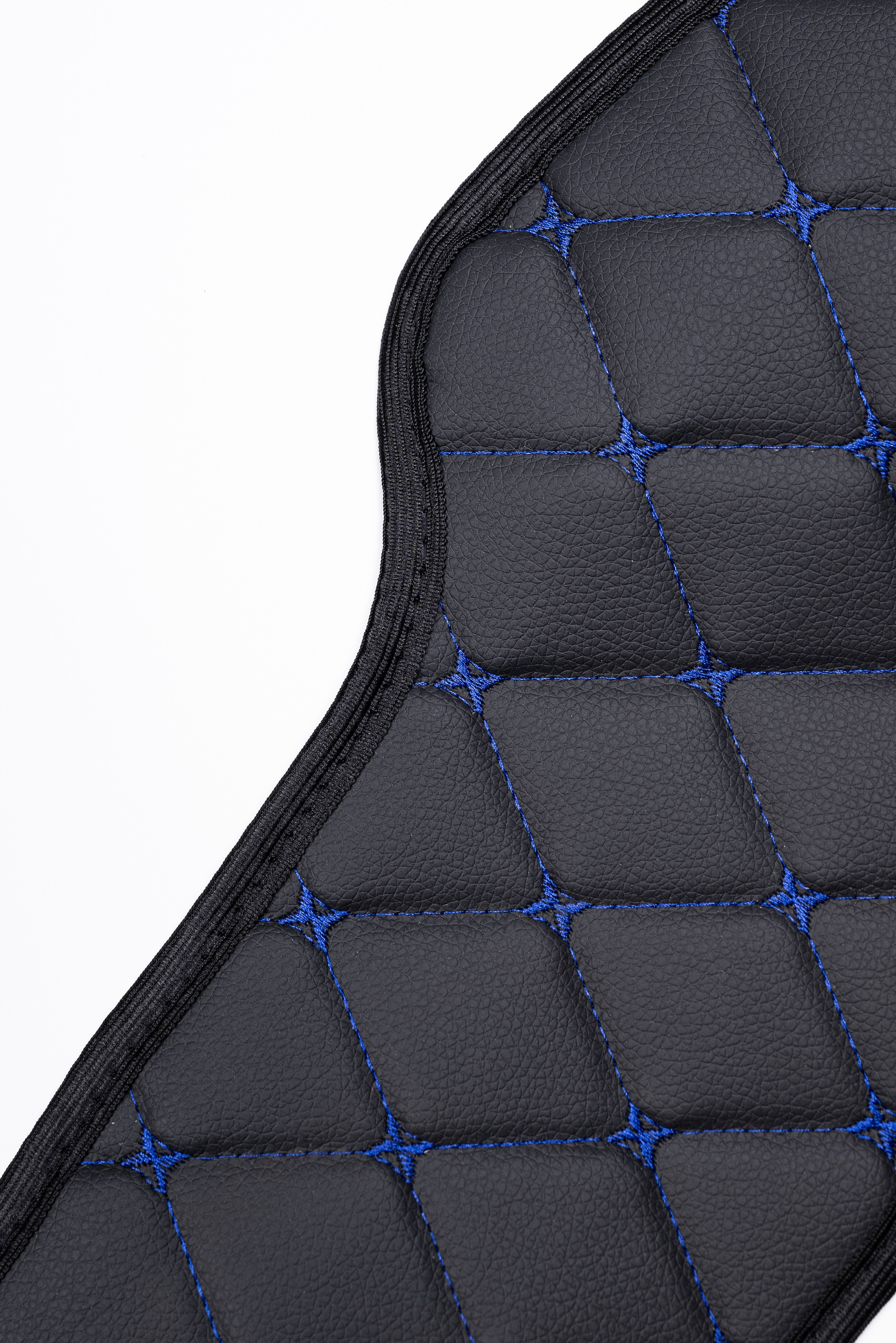 Автонакидки на панель. Предметный фотограф, фото для маркетплейсов Пятигорск, КМВ