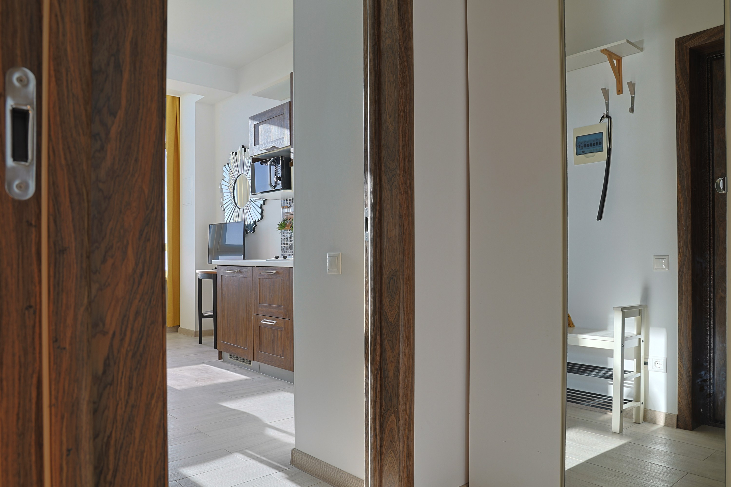 Описание услуги интерьерной фотографии и предварительной подготовки для посуточной аренды и продажи в Геленджике. Интерьерная съёмка и подготовка недвижимости к аренде/продаже. Геленджик, Краснодарский край — Юлия Софронова, Art Sea Homes