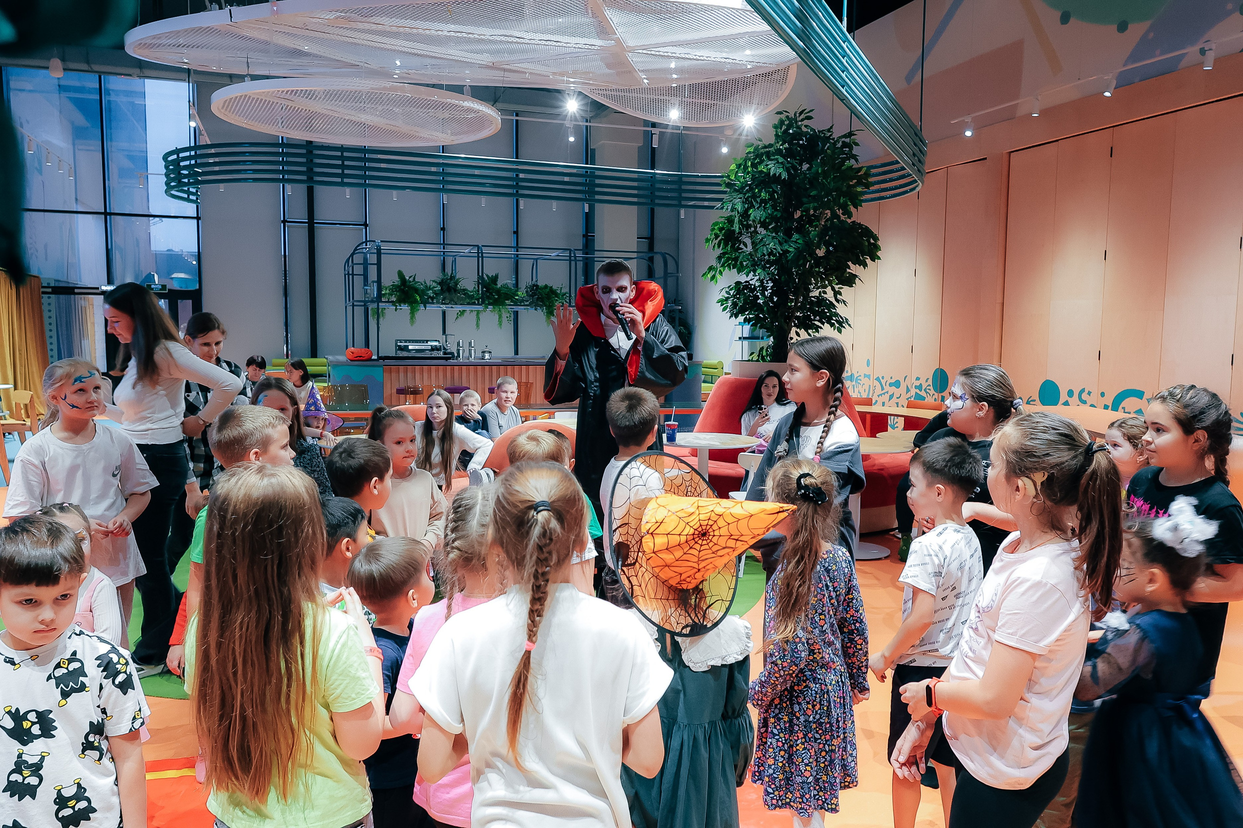 02.11 Halloween в Zhooki Park. Команда специалистов в мире фотографии и видео. Детский фотограф, семейный фотограф