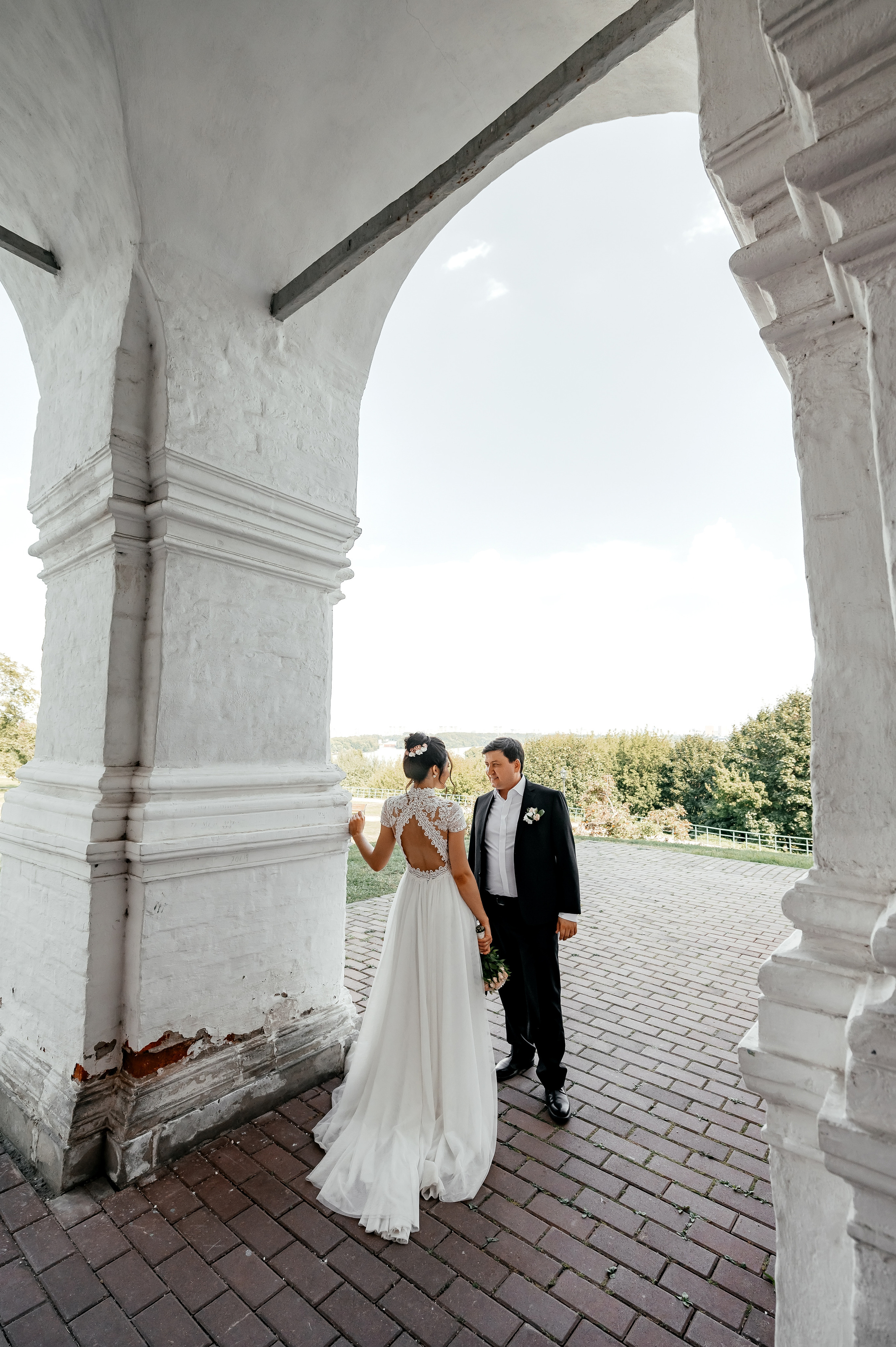 Дворец царя Алексея Михайловича в Коломенском. Свадьба. Свадебный и семейный фотограф Виктория Носачёва. Щелково, Москва и МО