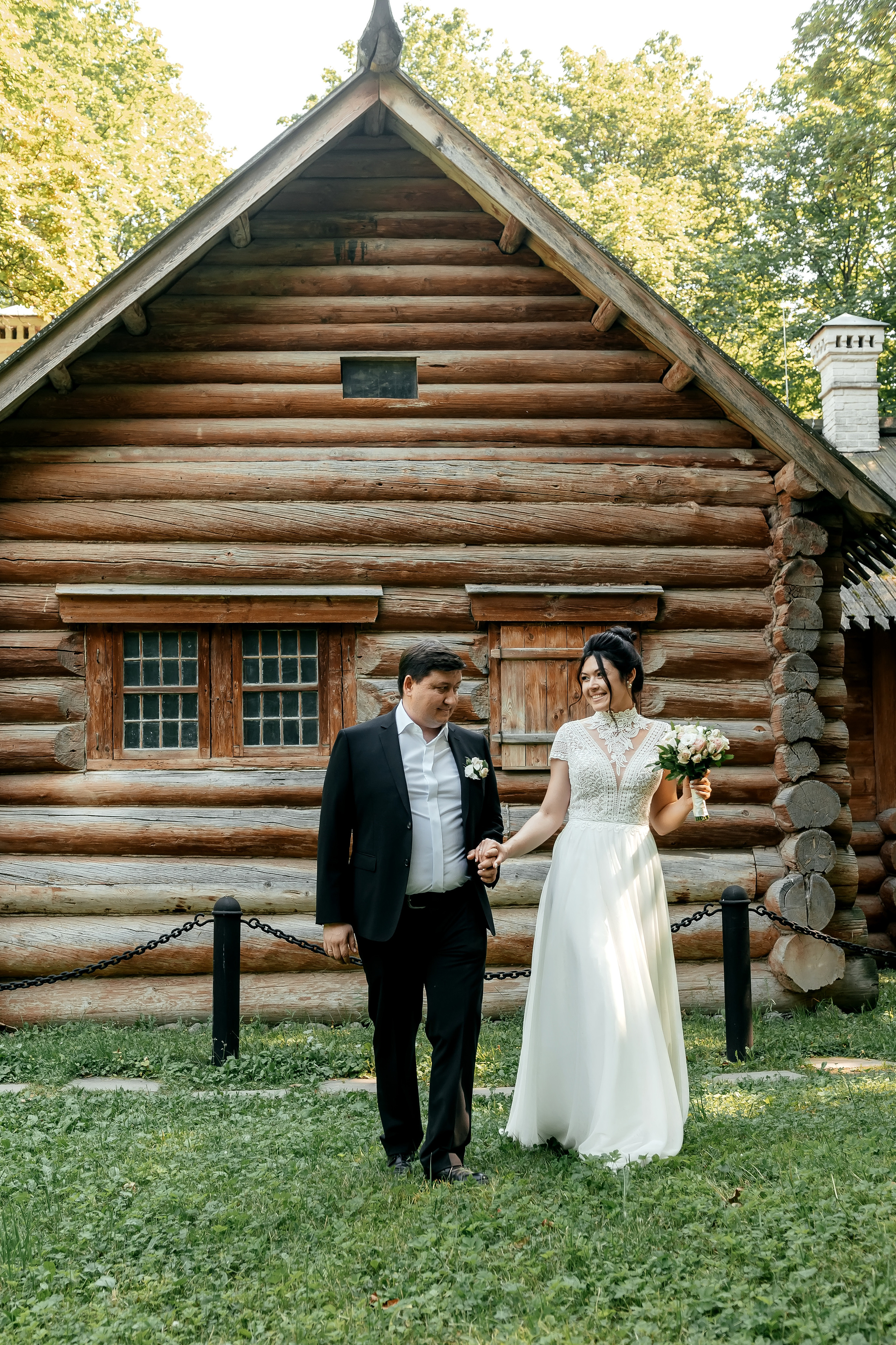 Дворец царя Алексея Михайловича в Коломенском. Свадьба. Свадебный и семейный фотограф Виктория Носачёва. Щелково, Москва и МО