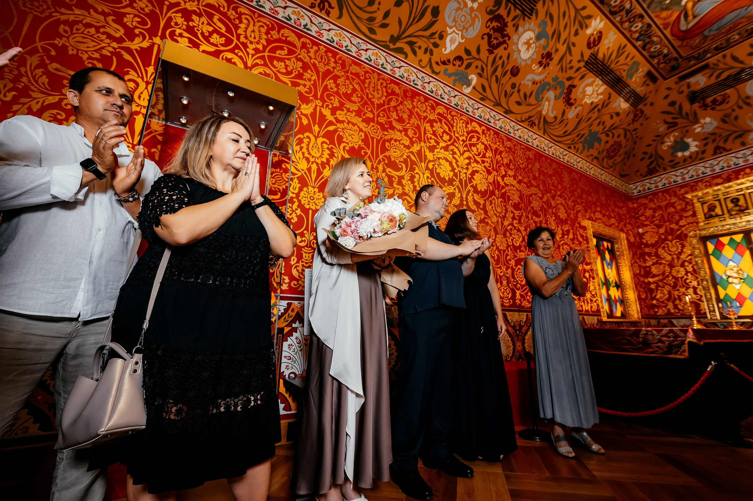 Дворец царя Алексея Михайловича в Коломенском. Свадьба. Свадебный и семейный фотограф Виктория Носачёва. Щелково, Москва и МО