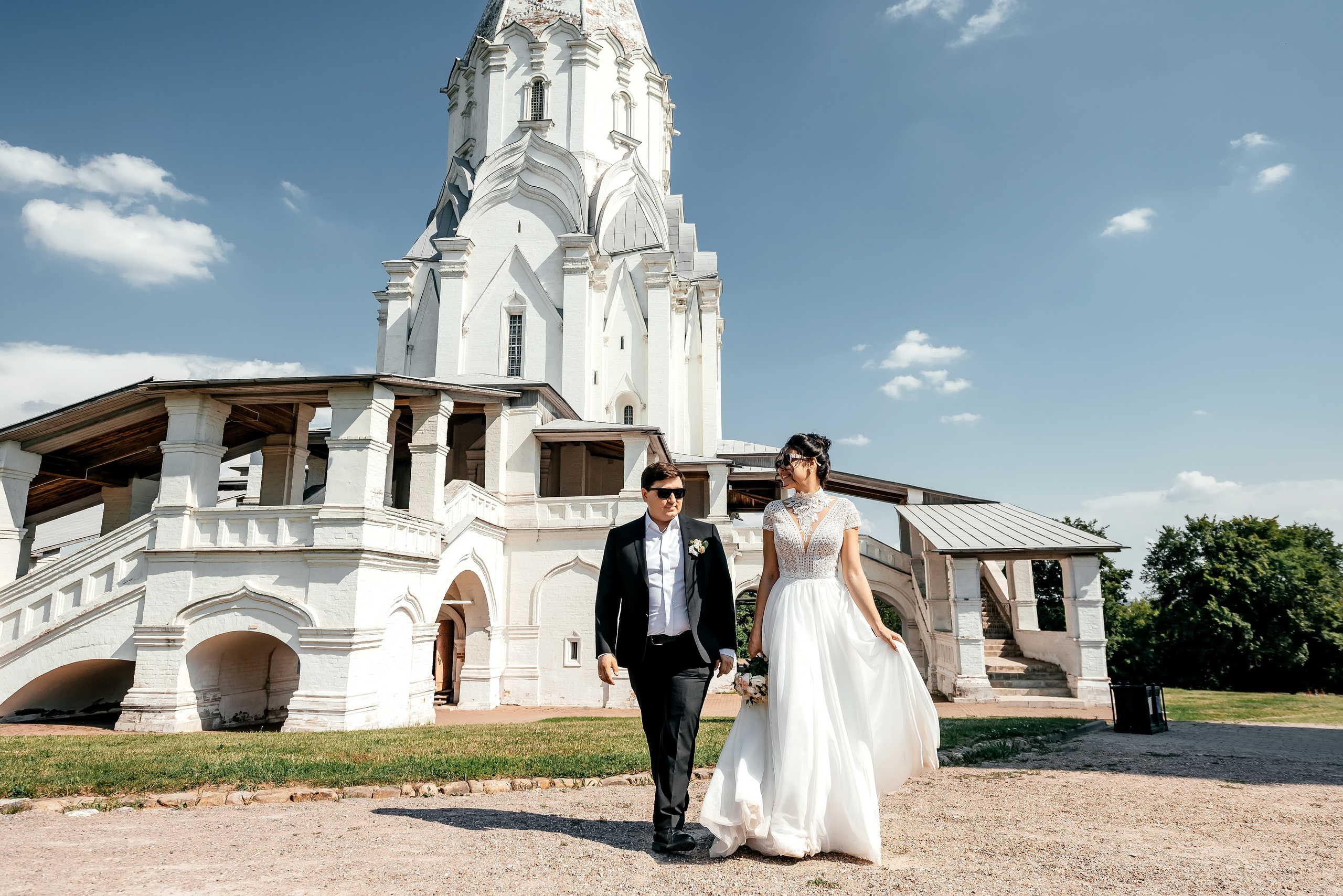 Дворец царя Алексея Михайловича в Коломенском. Свадьба. Свадебный и семейный фотограф Виктория Носачёва. Щелково, Москва и МО