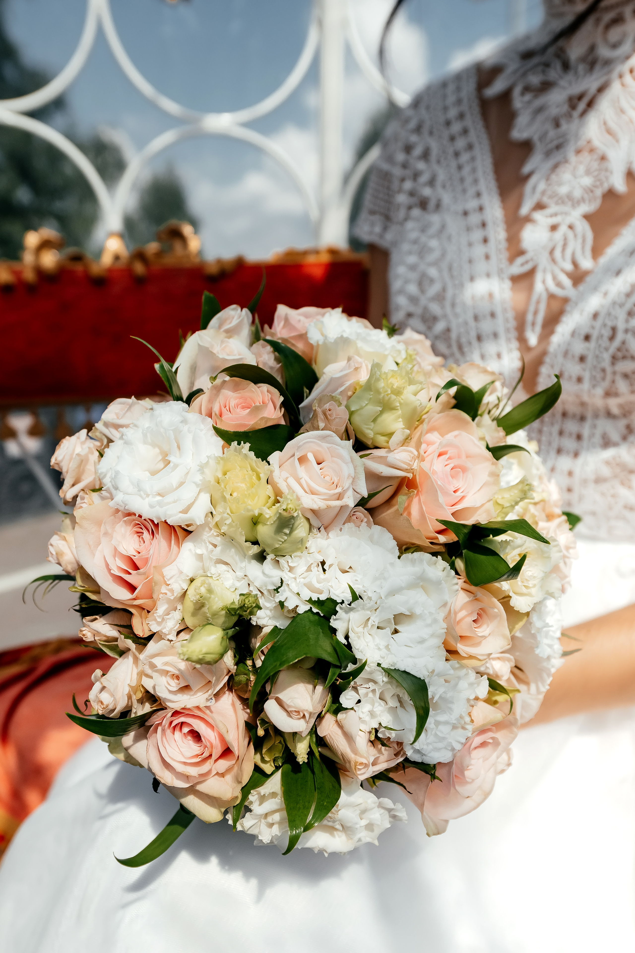 Дворец царя Алексея Михайловича в Коломенском. Свадьба. Свадебный и семейный фотограф Виктория Носачёва. Щелково, Москва и МО