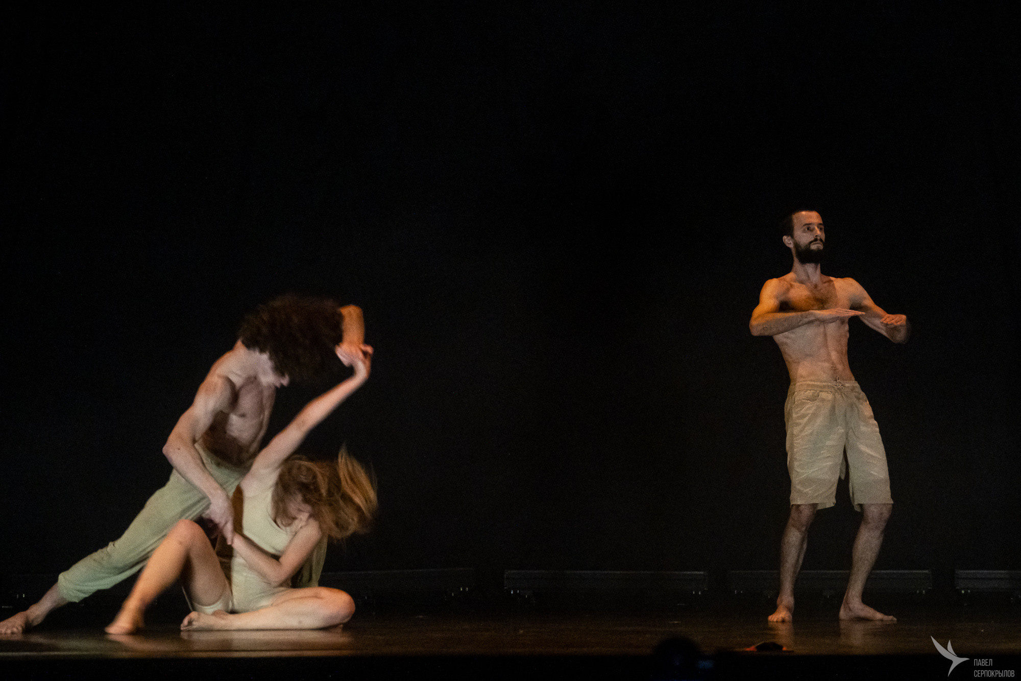 RE'ACTOR FEST. ВЕЧЕР СОВРЕМЕННОЙ ХОРЕОГРАФИИ. Репортажный фотограф в Казани Павел Серпокрылов