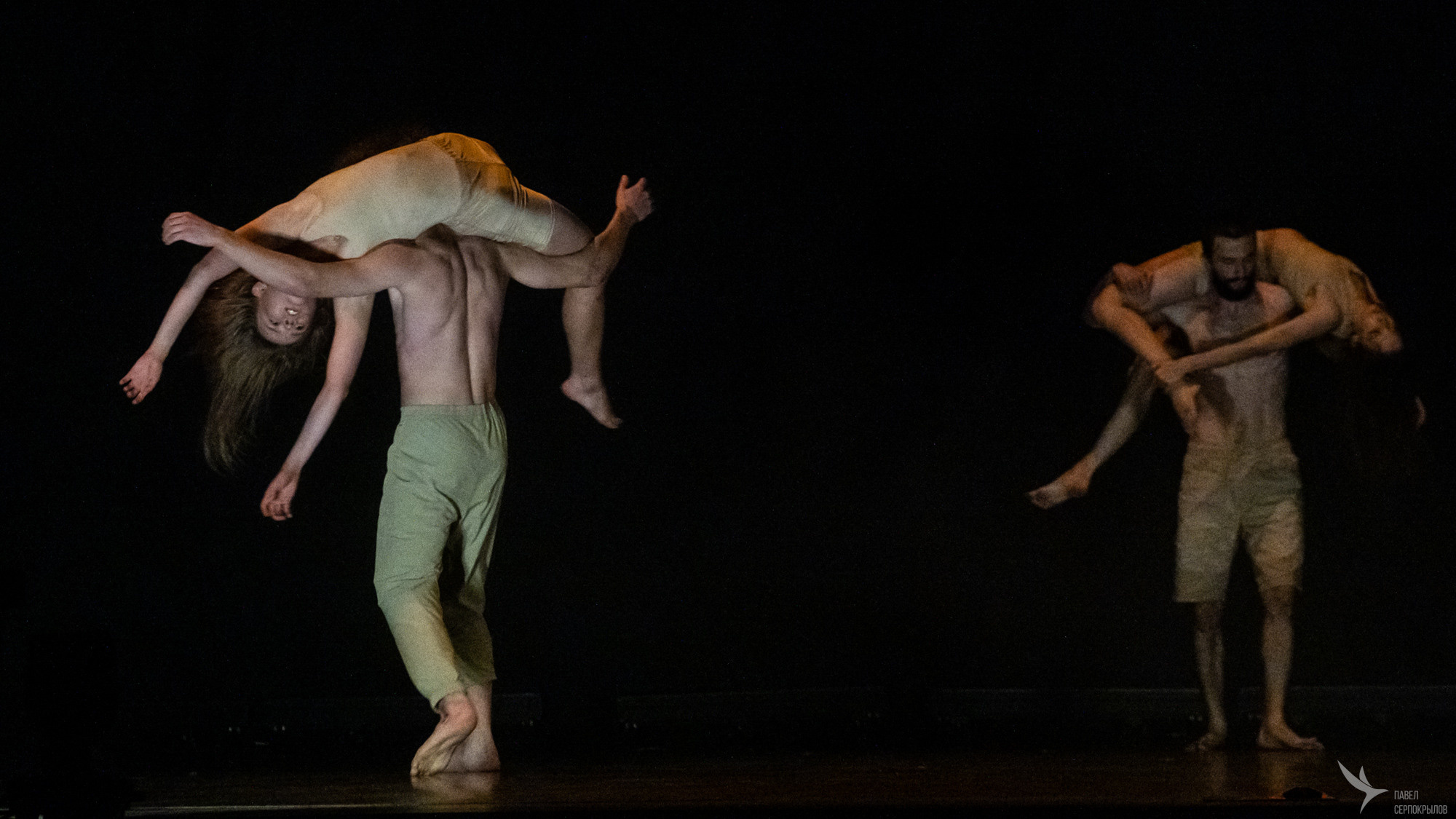 RE'ACTOR FEST. ВЕЧЕР СОВРЕМЕННОЙ ХОРЕОГРАФИИ. Репортажный фотограф в Казани Павел Серпокрылов