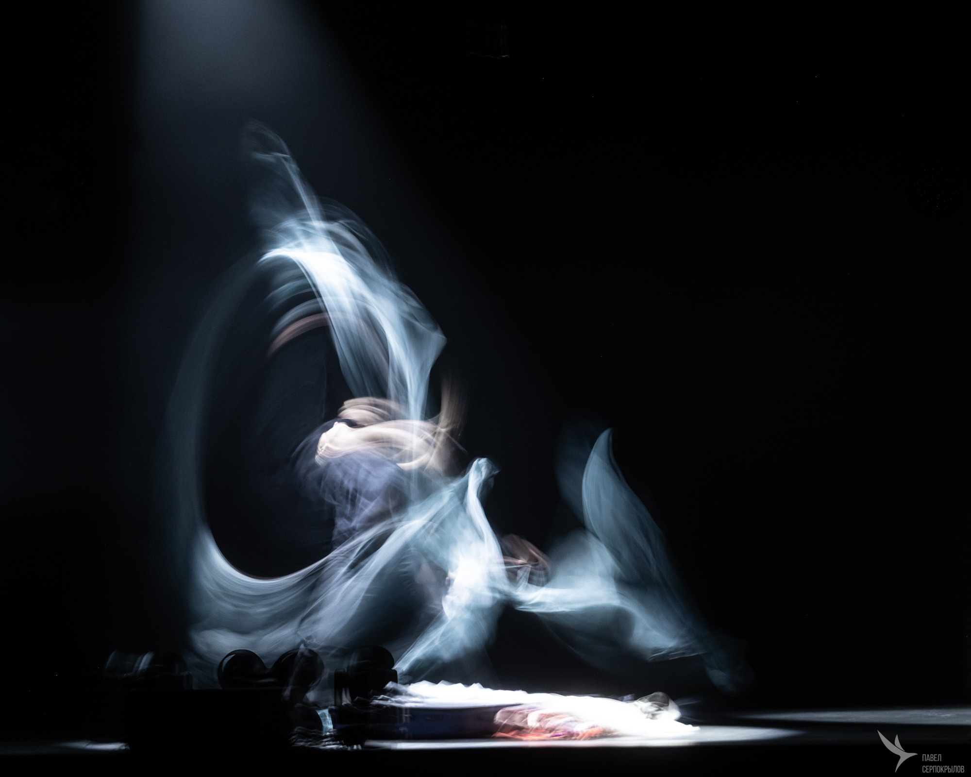 RE'ACTOR FEST. ВЕЧЕР СОВРЕМЕННОЙ ХОРЕОГРАФИИ. Репортажный фотограф в Казани Павел Серпокрылов