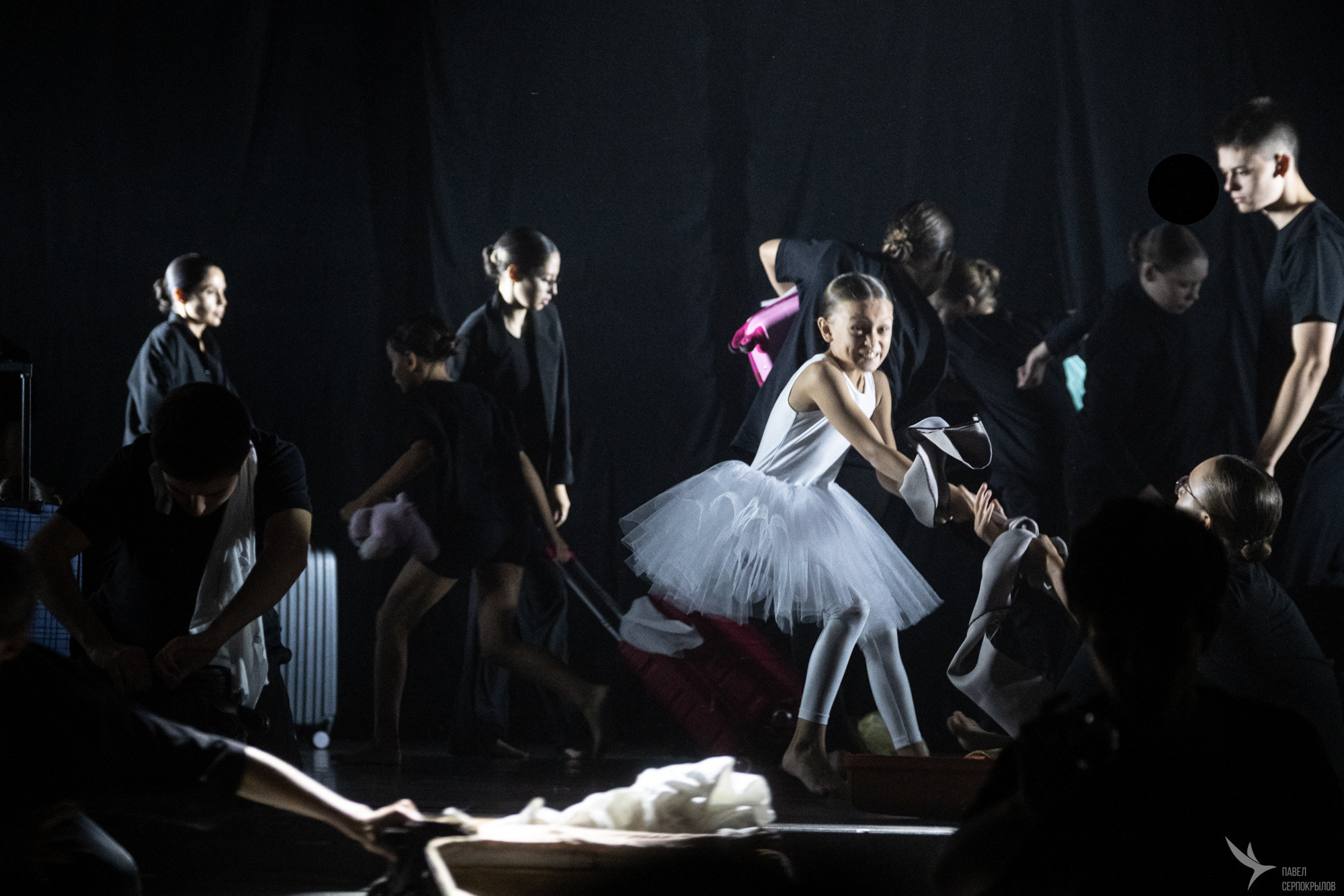 RE'ACTOR FEST. ВЕЧЕР СОВРЕМЕННОЙ ХОРЕОГРАФИИ. Репортажный фотограф в Казани Павел Серпокрылов