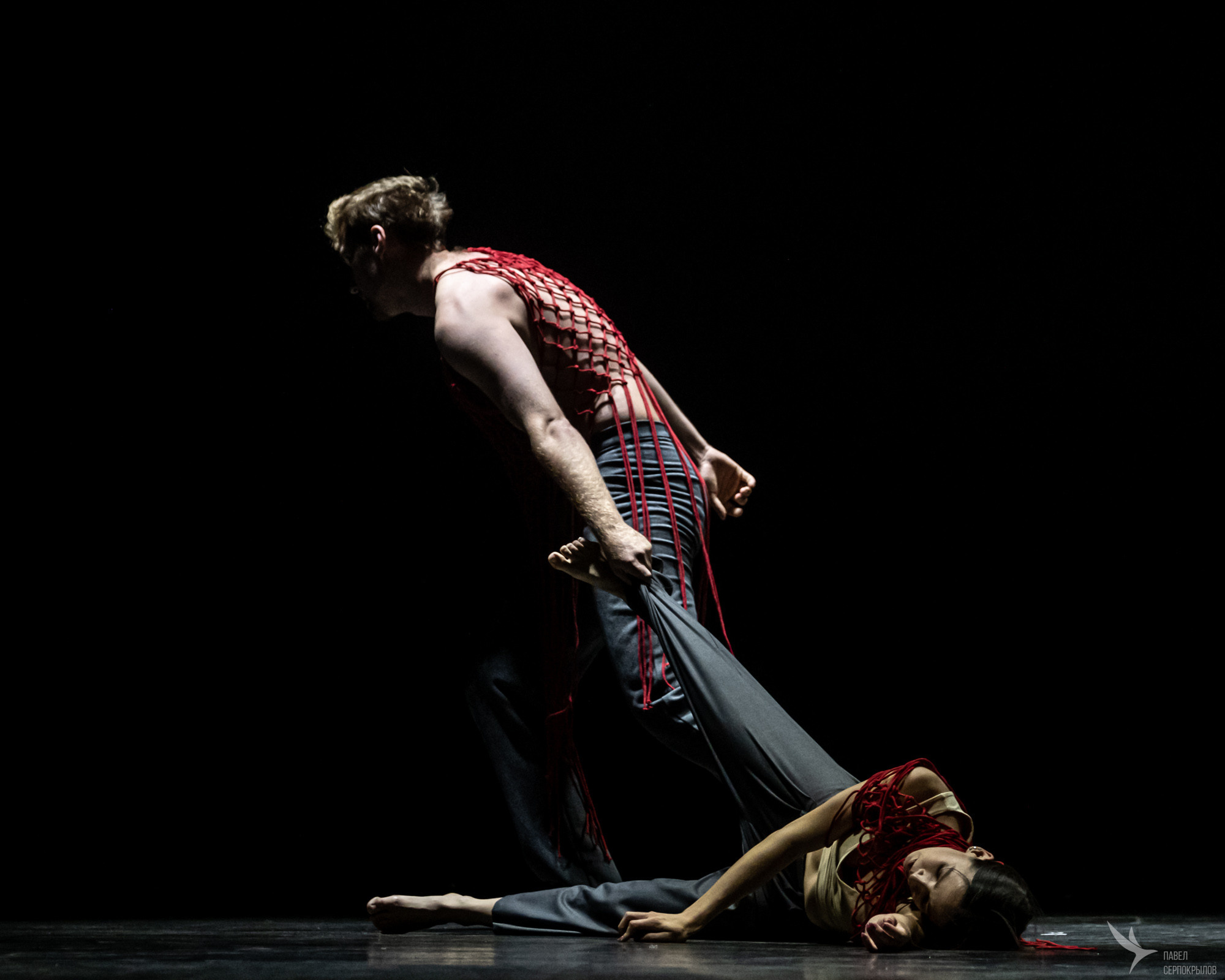 RE'ACTOR FEST. ВЕЧЕР СОВРЕМЕННОЙ ХОРЕОГРАФИИ. Репортажный фотограф в Казани Павел Серпокрылов