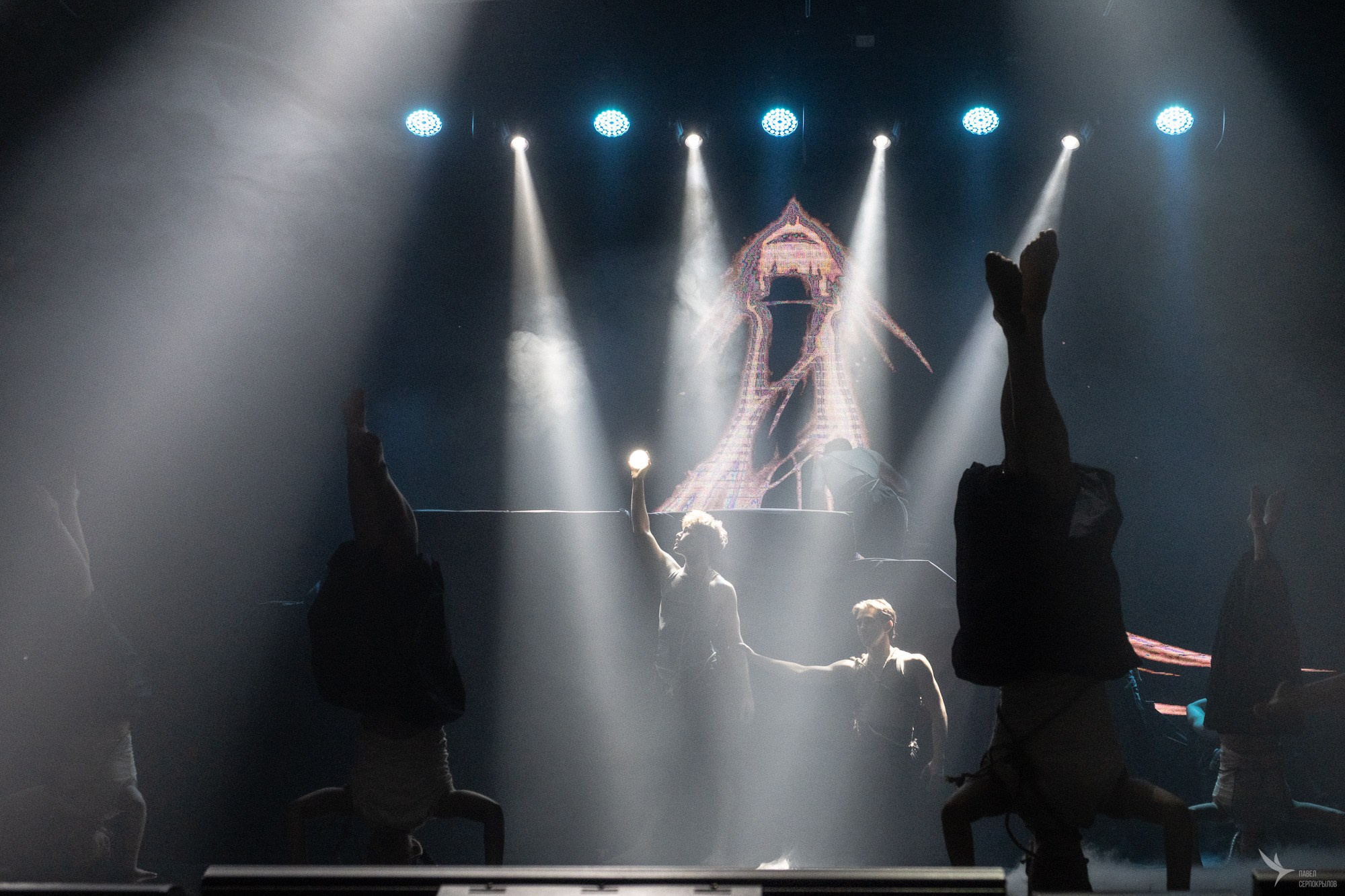 Пластический спектакль команды СЕВЕР «Голос ветра. Молчание мрамора». Репортажный фотограф в Казани Павел Серпокрылов